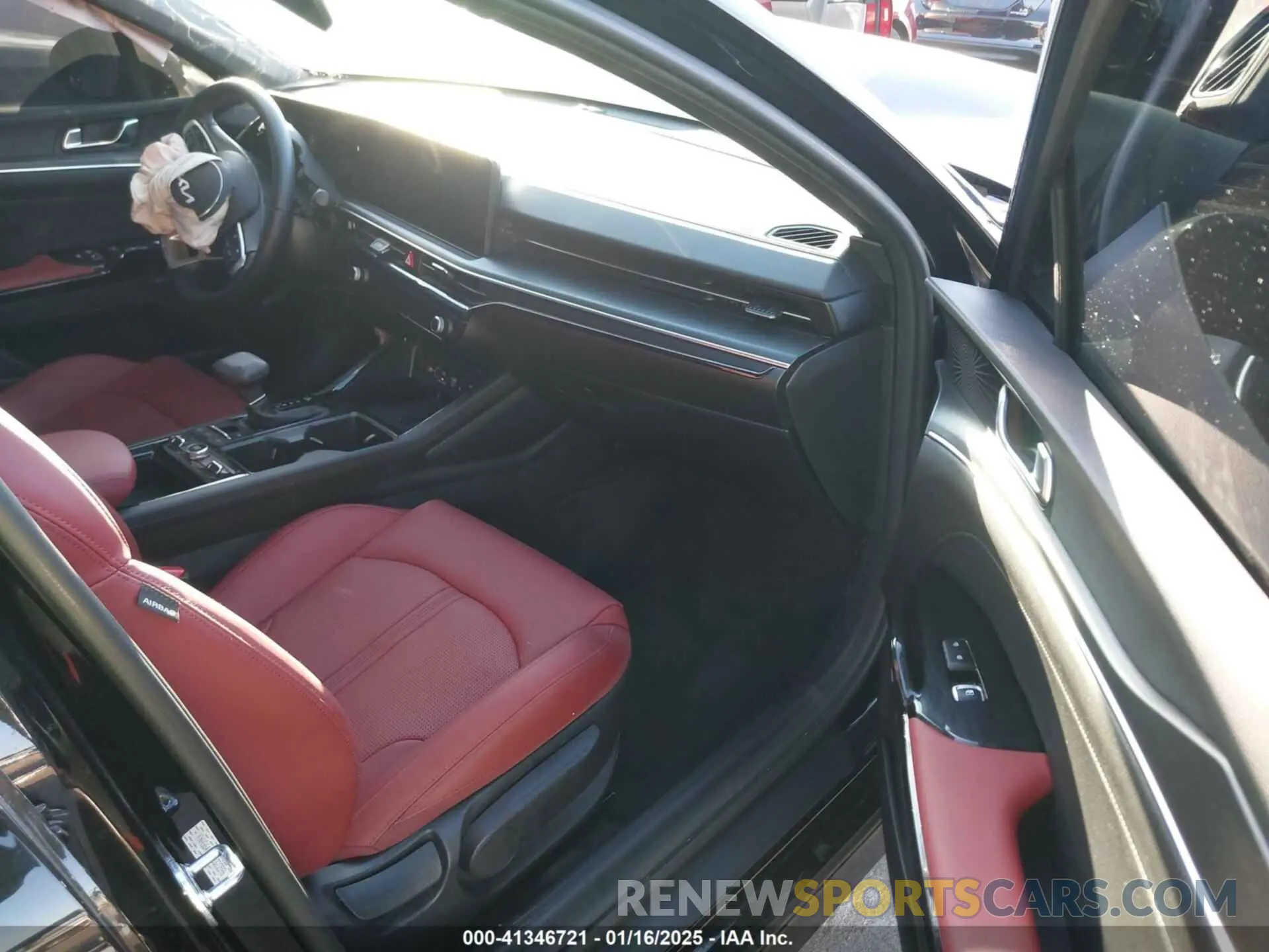 5 fotografías del automóvil dañado KNAG64J72S5323596 KIA K5 2025