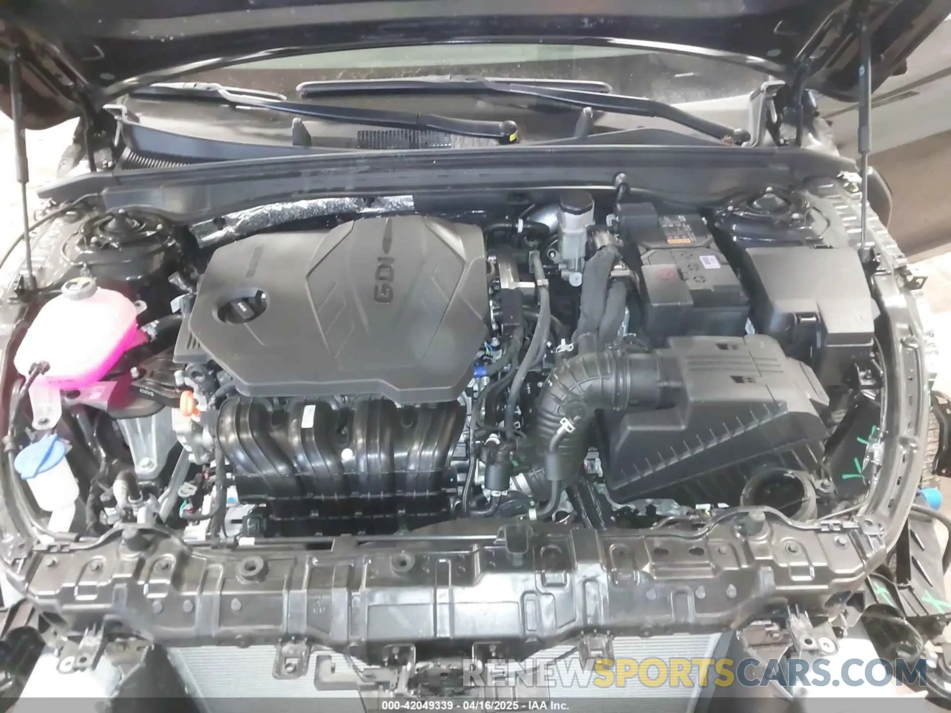 10 fotografías del automóvil dañado KNAG64J72S5325655 KIA K5 2025