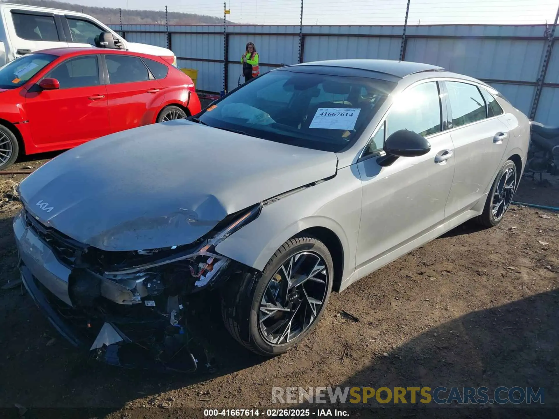 2 fotografías del automóvil dañado KNAG64J72S5334971 KIA K5 2025
