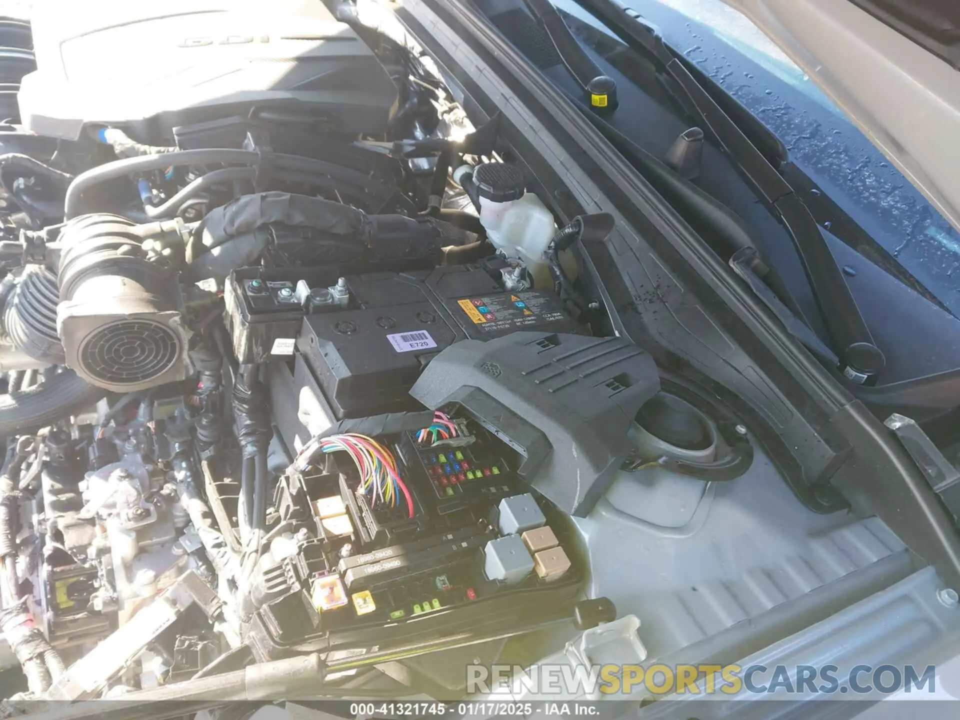 10 fotografías del automóvil dañado KNAG64J73S5316897 KIA K5 2025