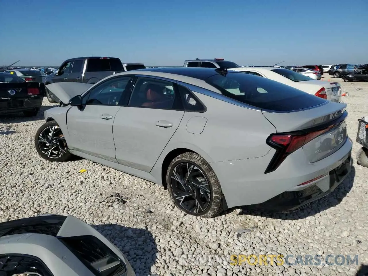 2 fotografías del automóvil dañado KNAG64J73S5326653 KIA K5 2025