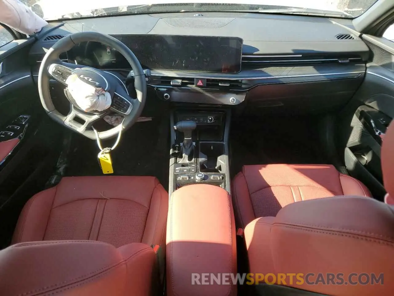 8 fotografías del automóvil dañado KNAG64J73S5326653 KIA K5 2025