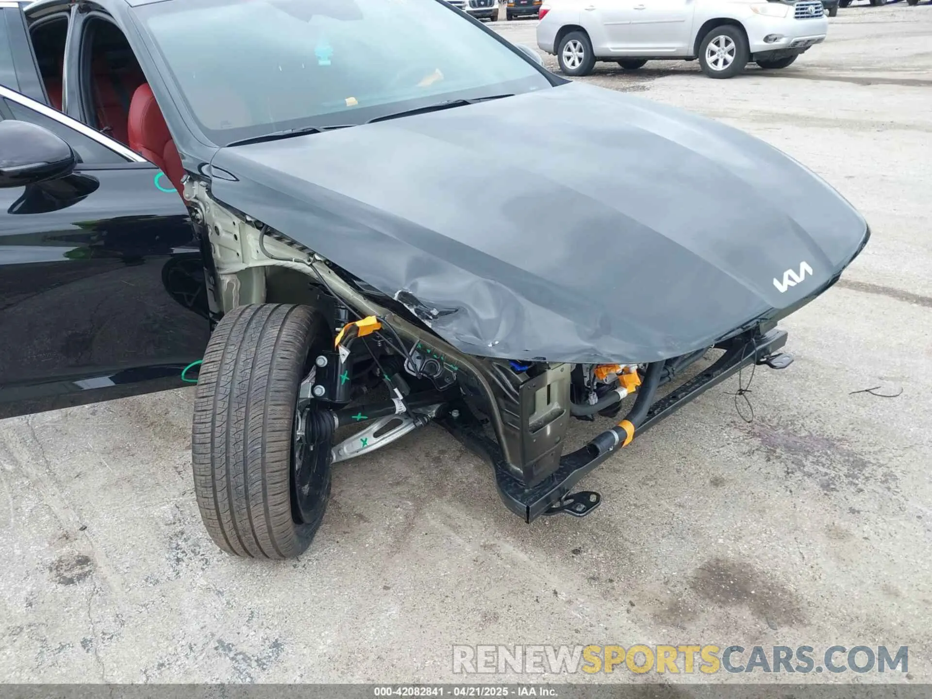 6 fotografías del automóvil dañado KNAG64J73S5359295 KIA K5 2025