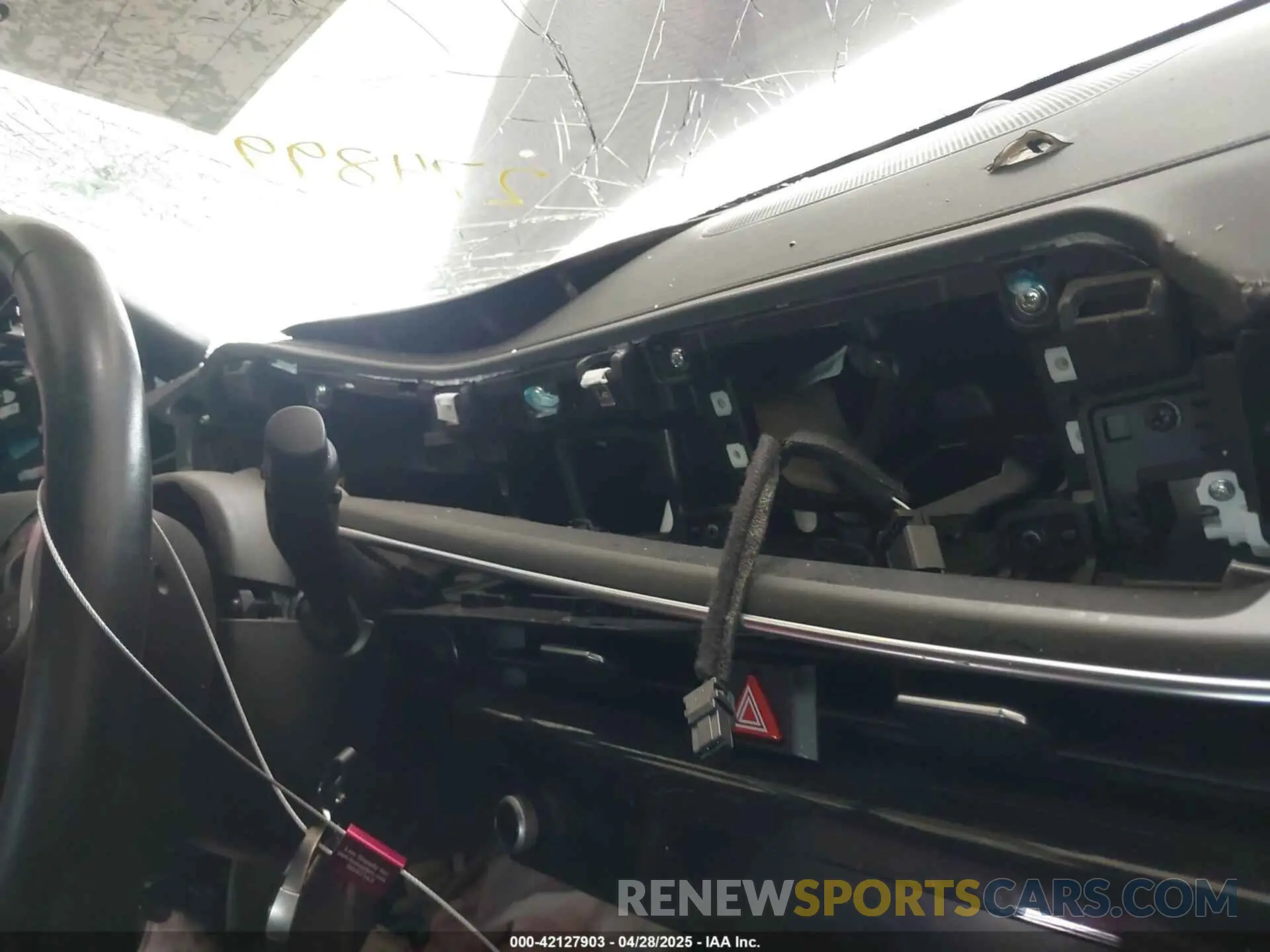 7 fotografías del automóvil dañado KNAG64J74S5274899 KIA K5 2025