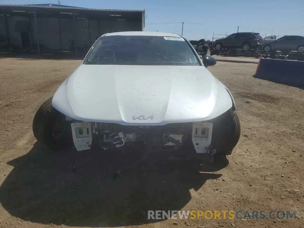 5 fotografías del automóvil dañado KNAG64J74S5275485 KIA K5 2025