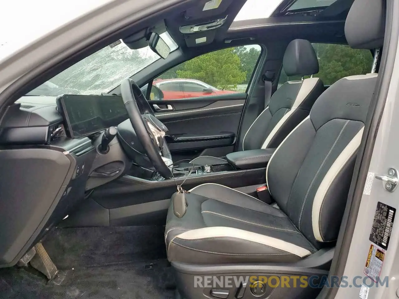 7 fotografías del automóvil dañado KNAG64J74S5280833 KIA K5 2025