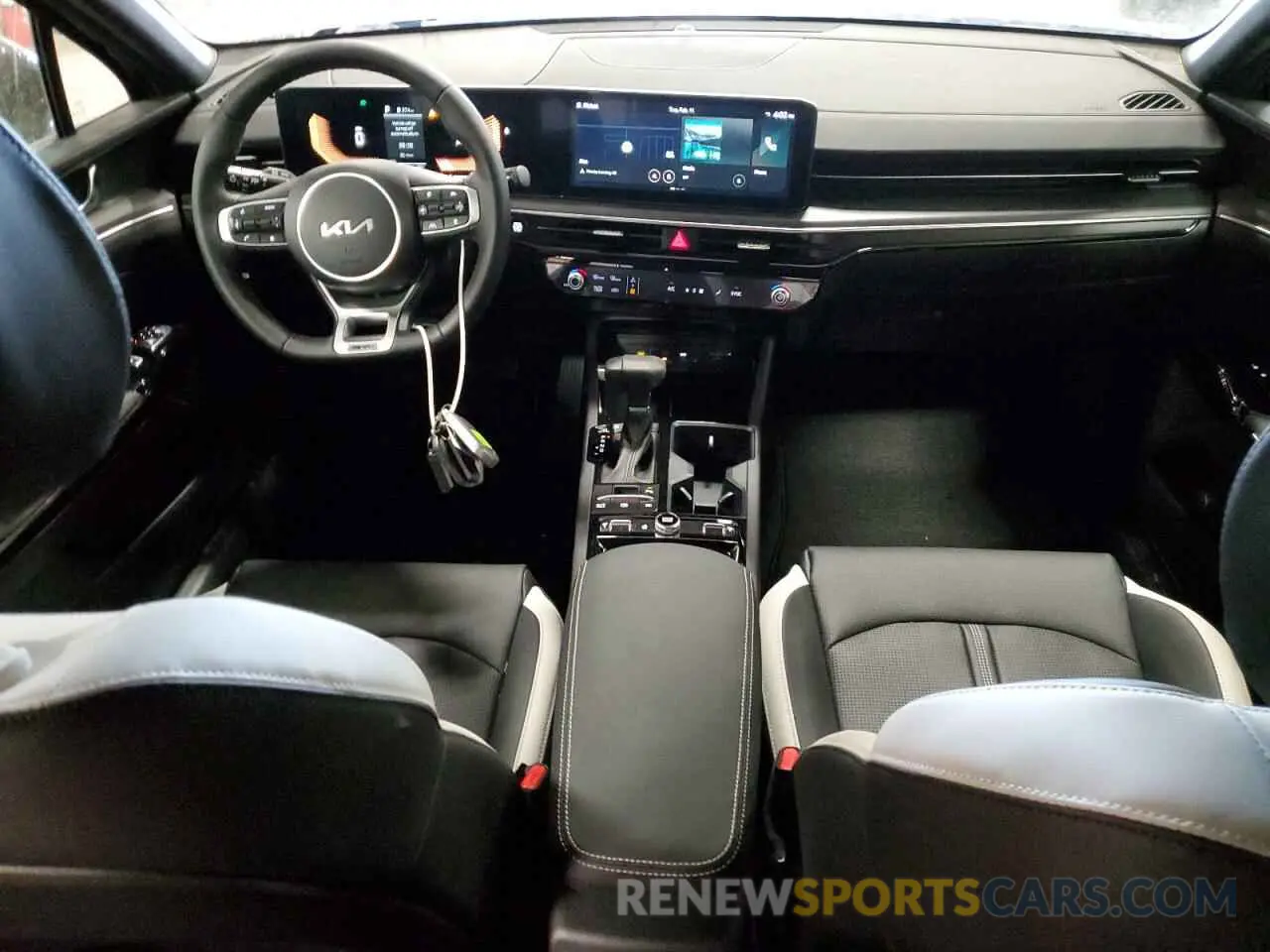 8 fotografías del automóvil dañado KNAG64J74S5289774 KIA K5 2025