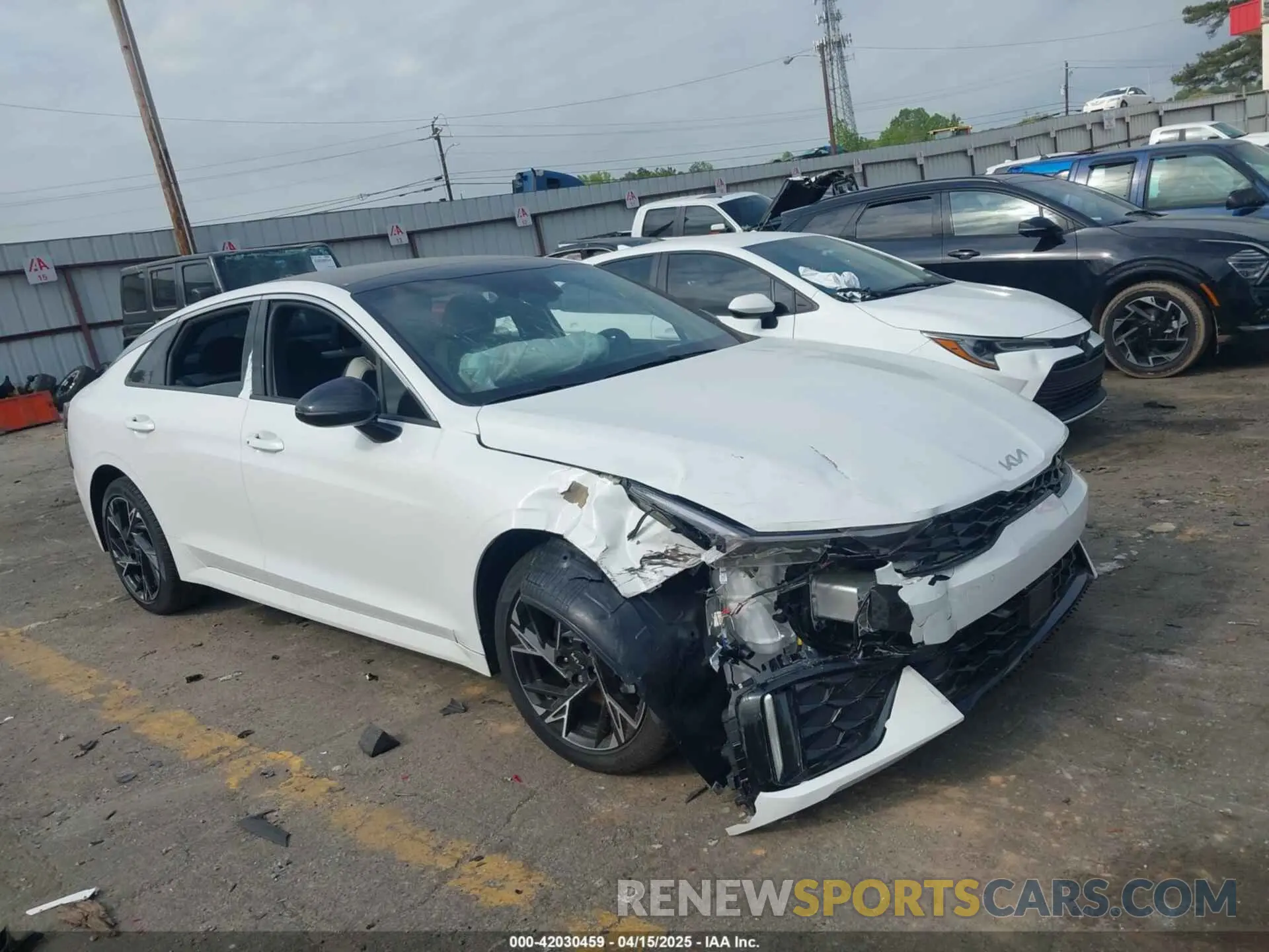 1 fotografías del automóvil dañado KNAG64J74S5302720 KIA K5 2025