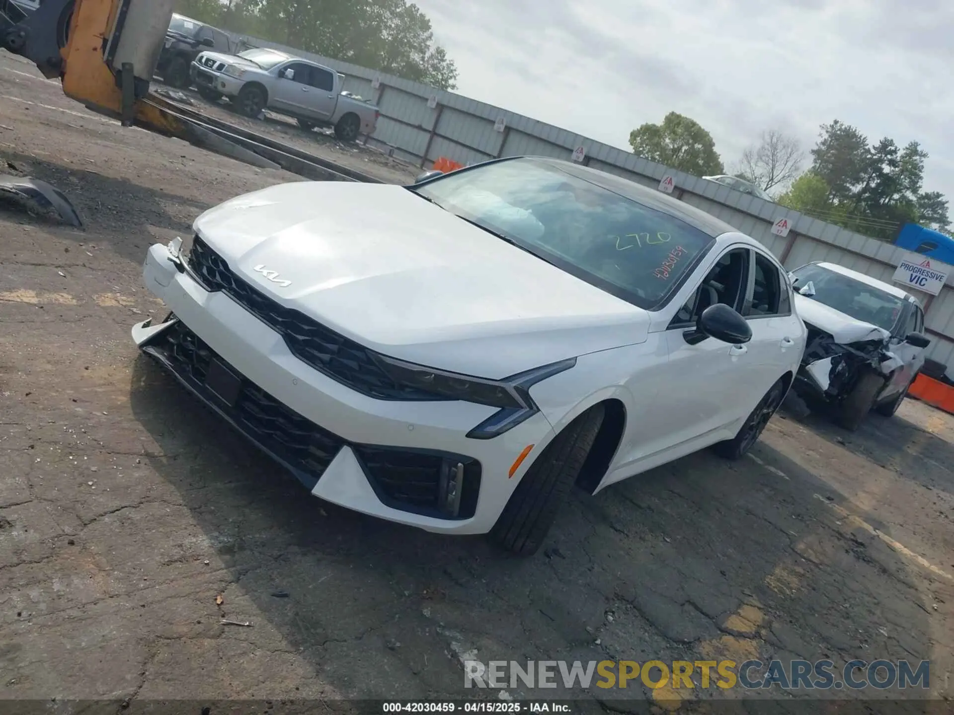 2 fotografías del automóvil dañado KNAG64J74S5302720 KIA K5 2025