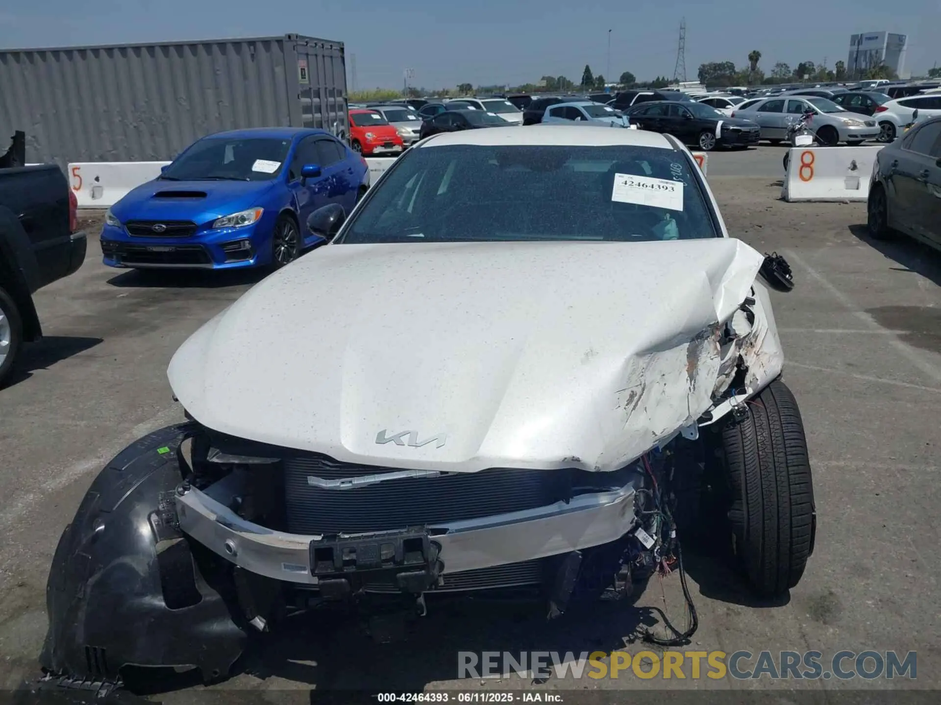 11 fotografías del automóvil dañado KNAG64J74S5352551 KIA K5 2025