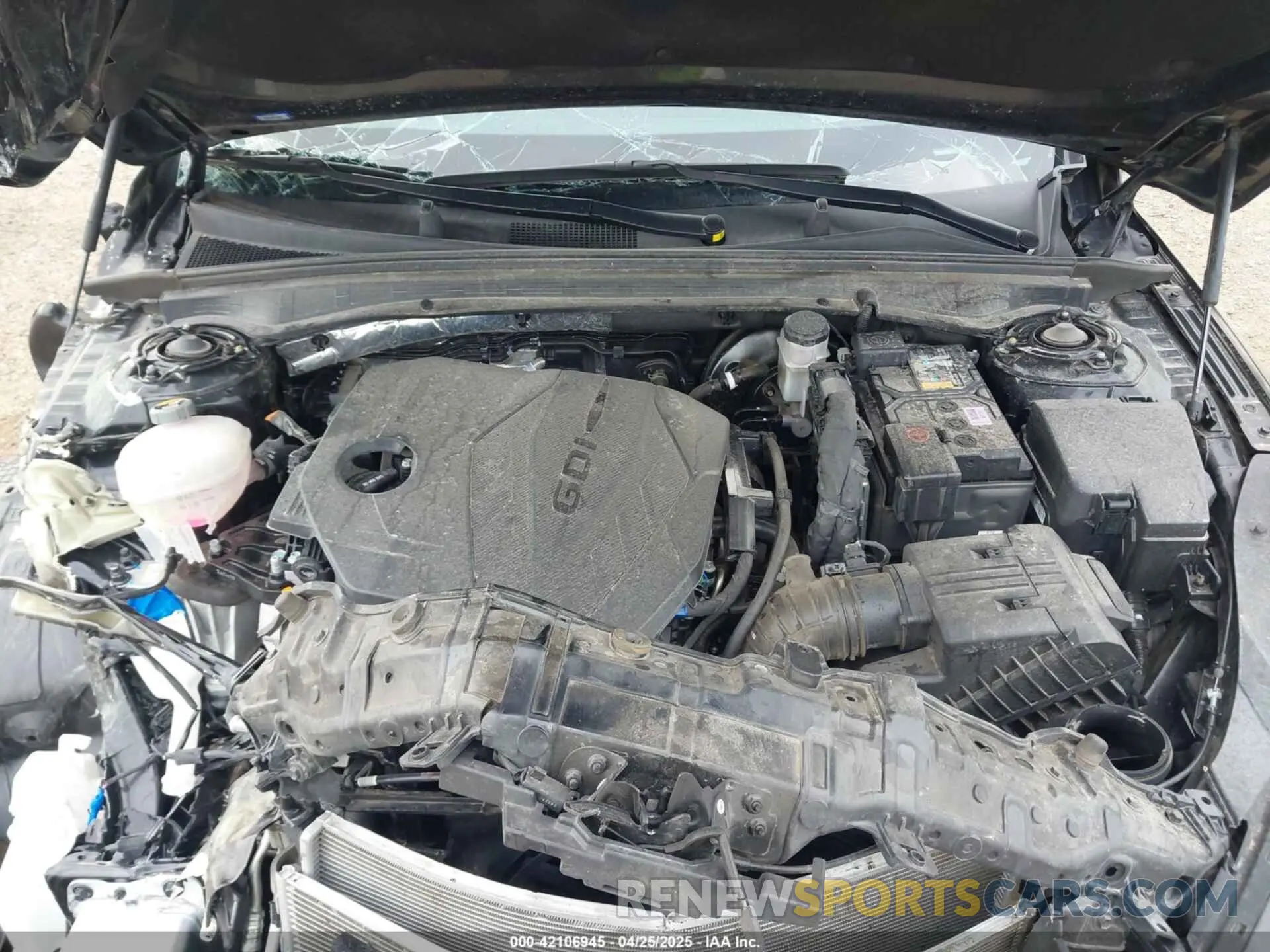 10 fotografías del automóvil dañado KNAG64J75S5280775 KIA K5 2025
