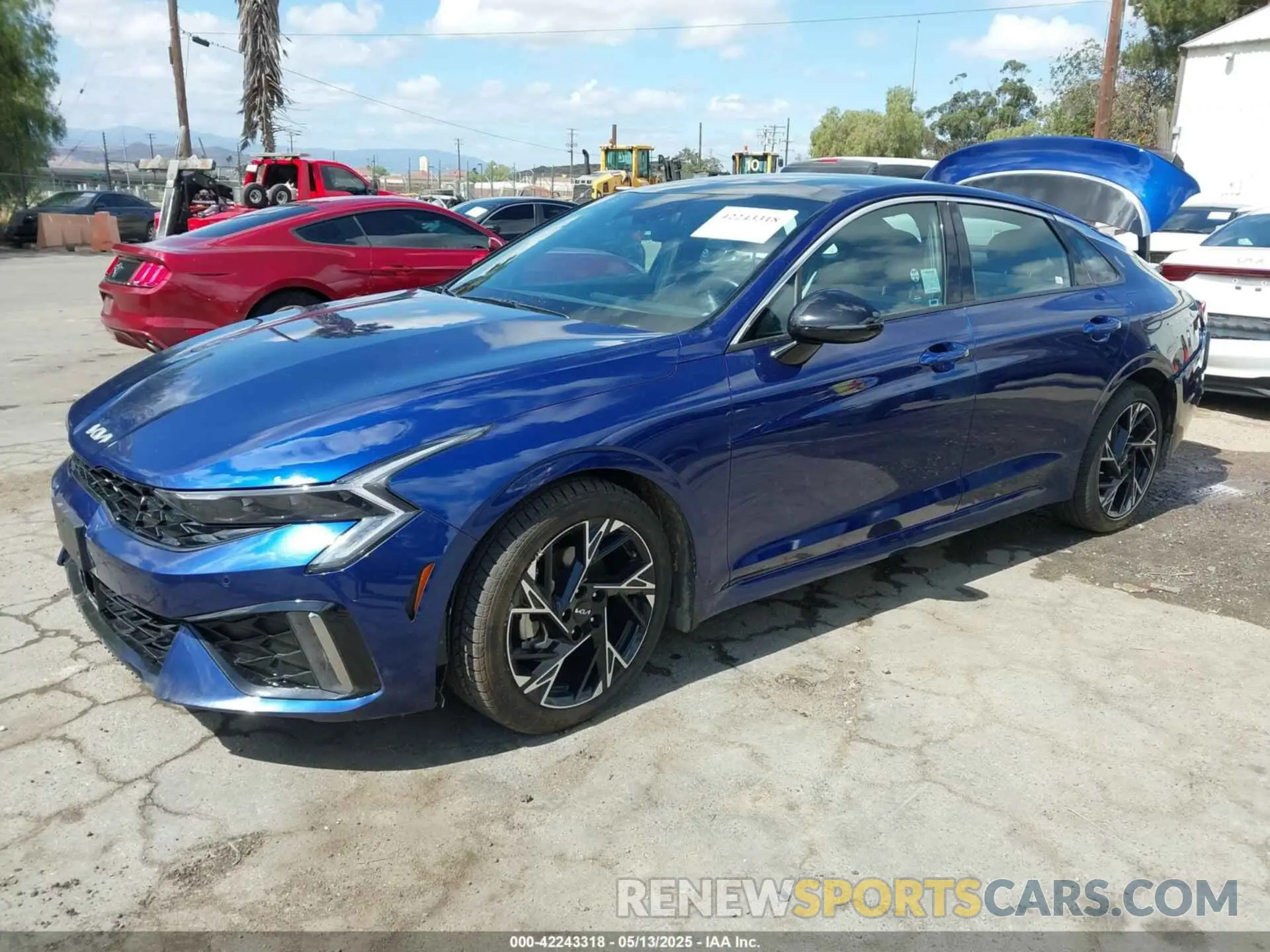 2 fotografías del automóvil dañado KNAG64J75S5299455 KIA K5 2025
