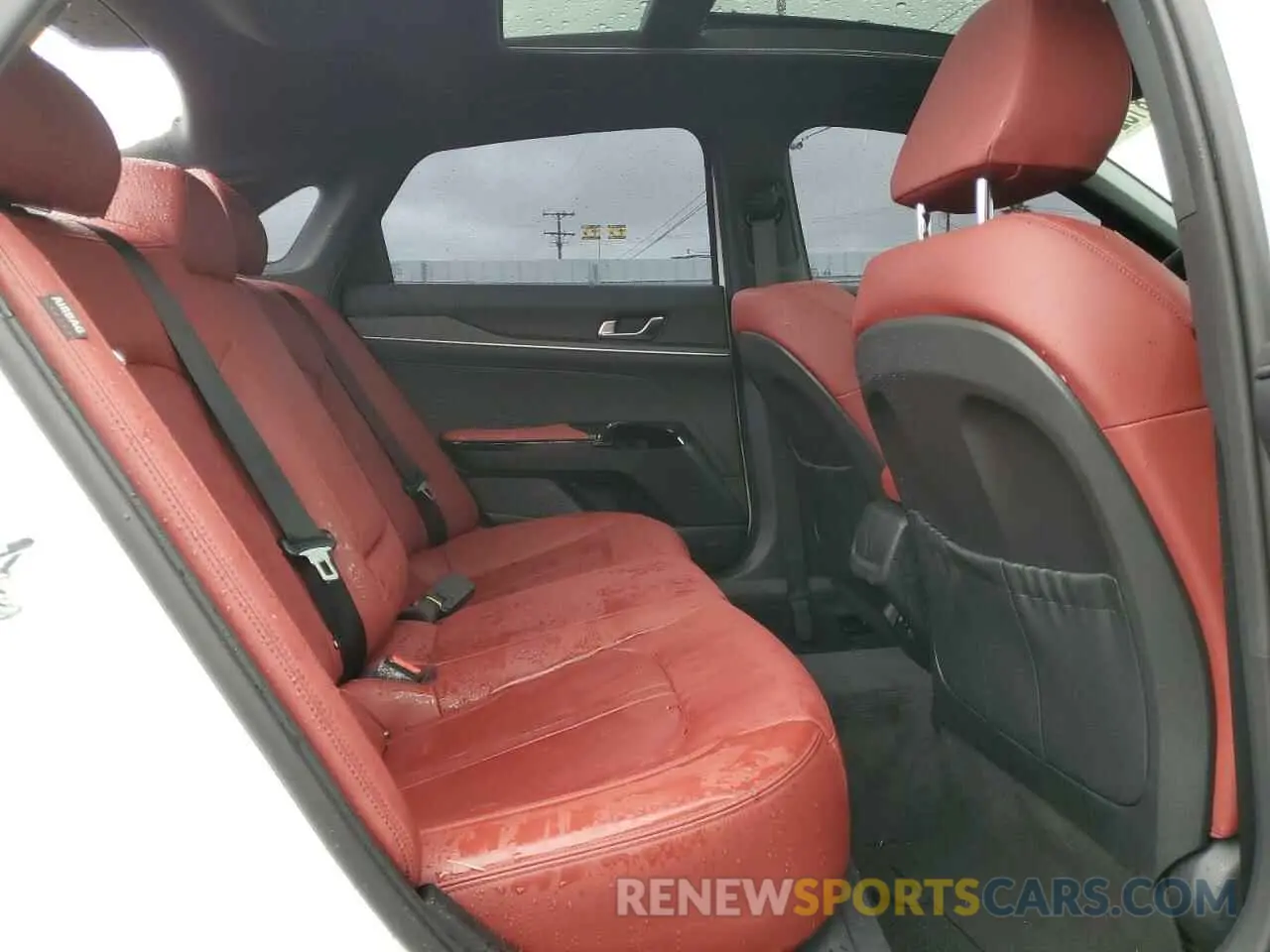 10 fotografías del automóvil dañado KNAG64J75S5300118 KIA K5 2025