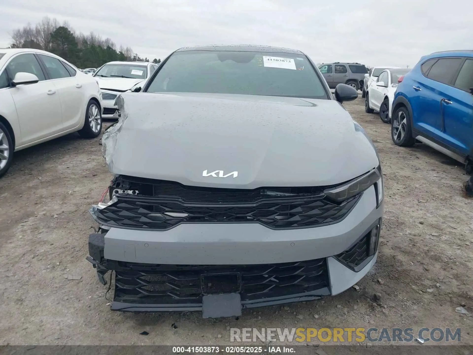 13 fotografías del automóvil dañado KNAG64J75S5304492 KIA K5 2025
