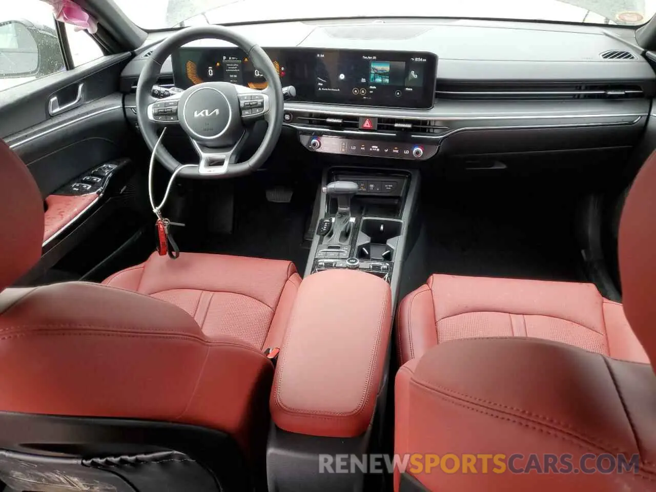 8 fotografías del automóvil dañado KNAG64J75S5308798 KIA K5 2025
