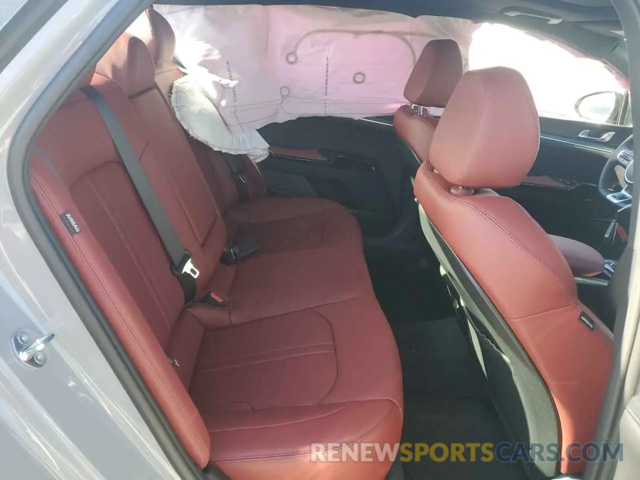 10 fotografías del automóvil dañado KNAG64J75S5314634 KIA K5 2025