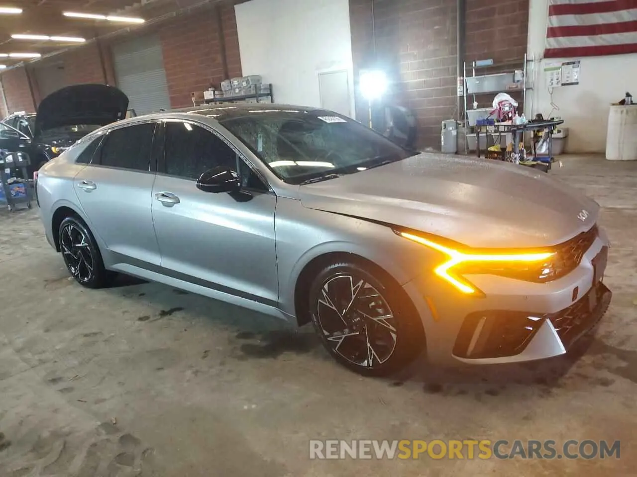 4 fotografías del automóvil dañado KNAG64J75S5320773 KIA K5 2025