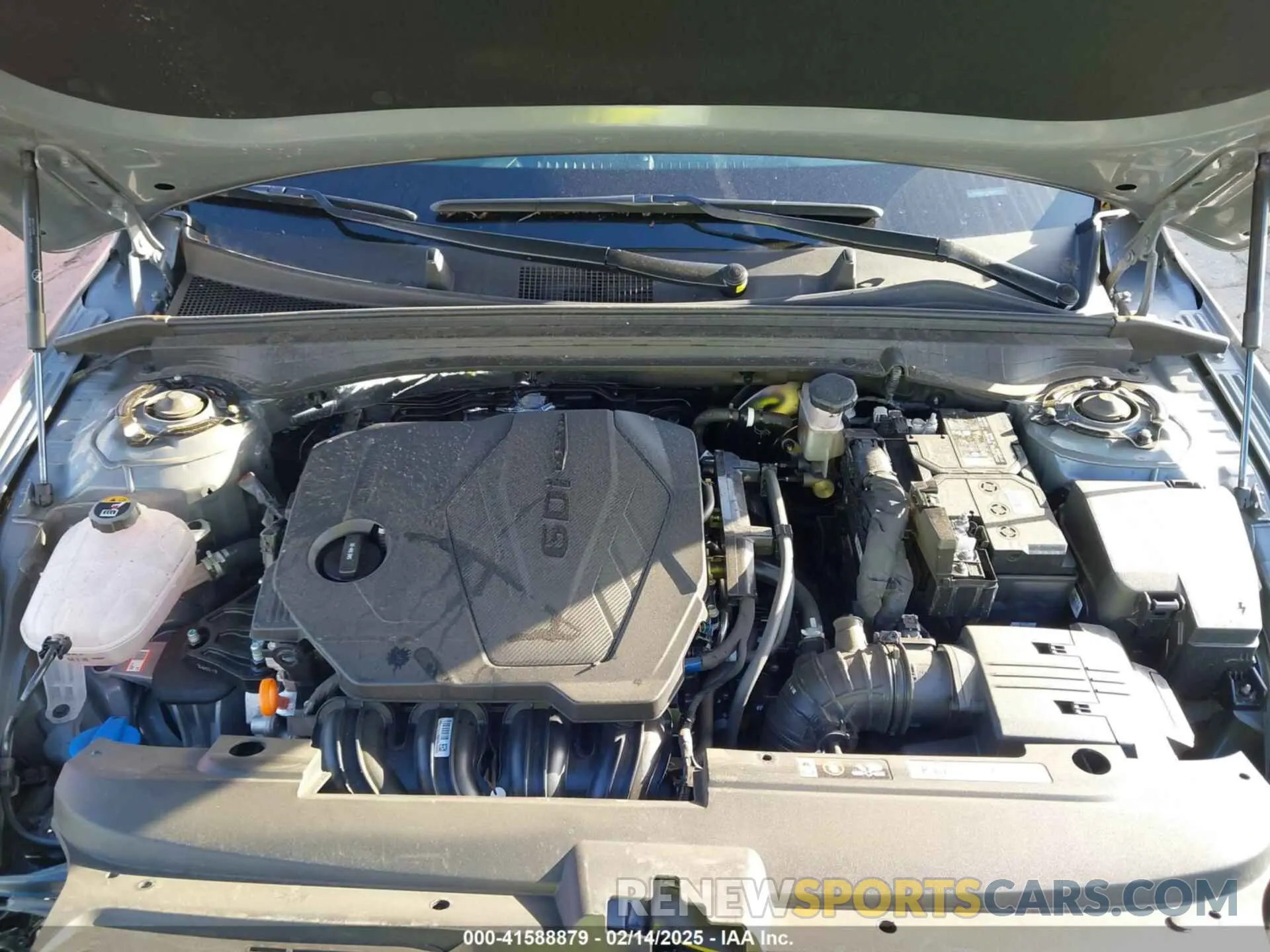 10 fotografías del automóvil dañado KNAG64J77S5289977 KIA K5 2025