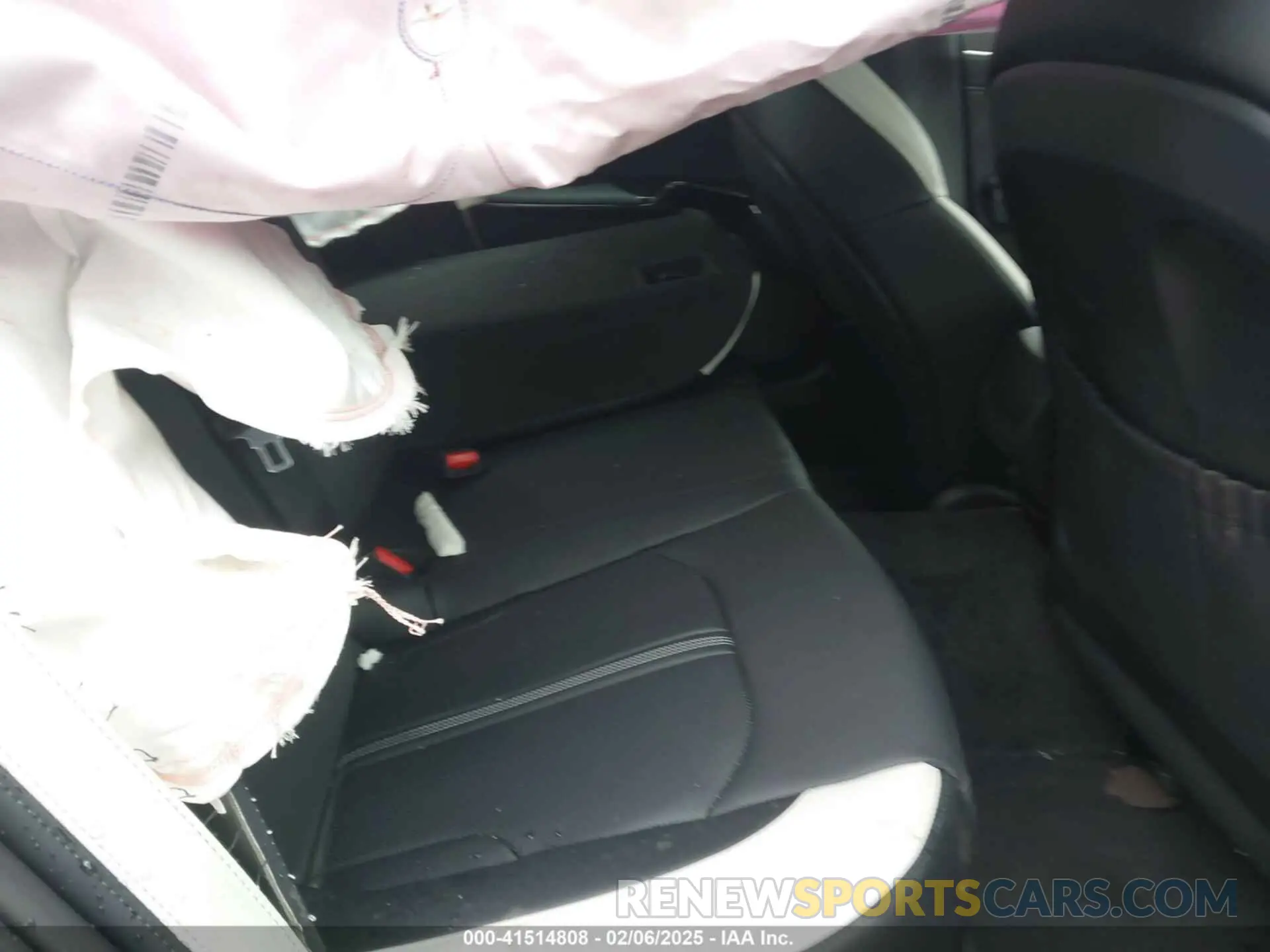 8 fotografías del automóvil dañado KNAG64J77S5326445 KIA K5 2025