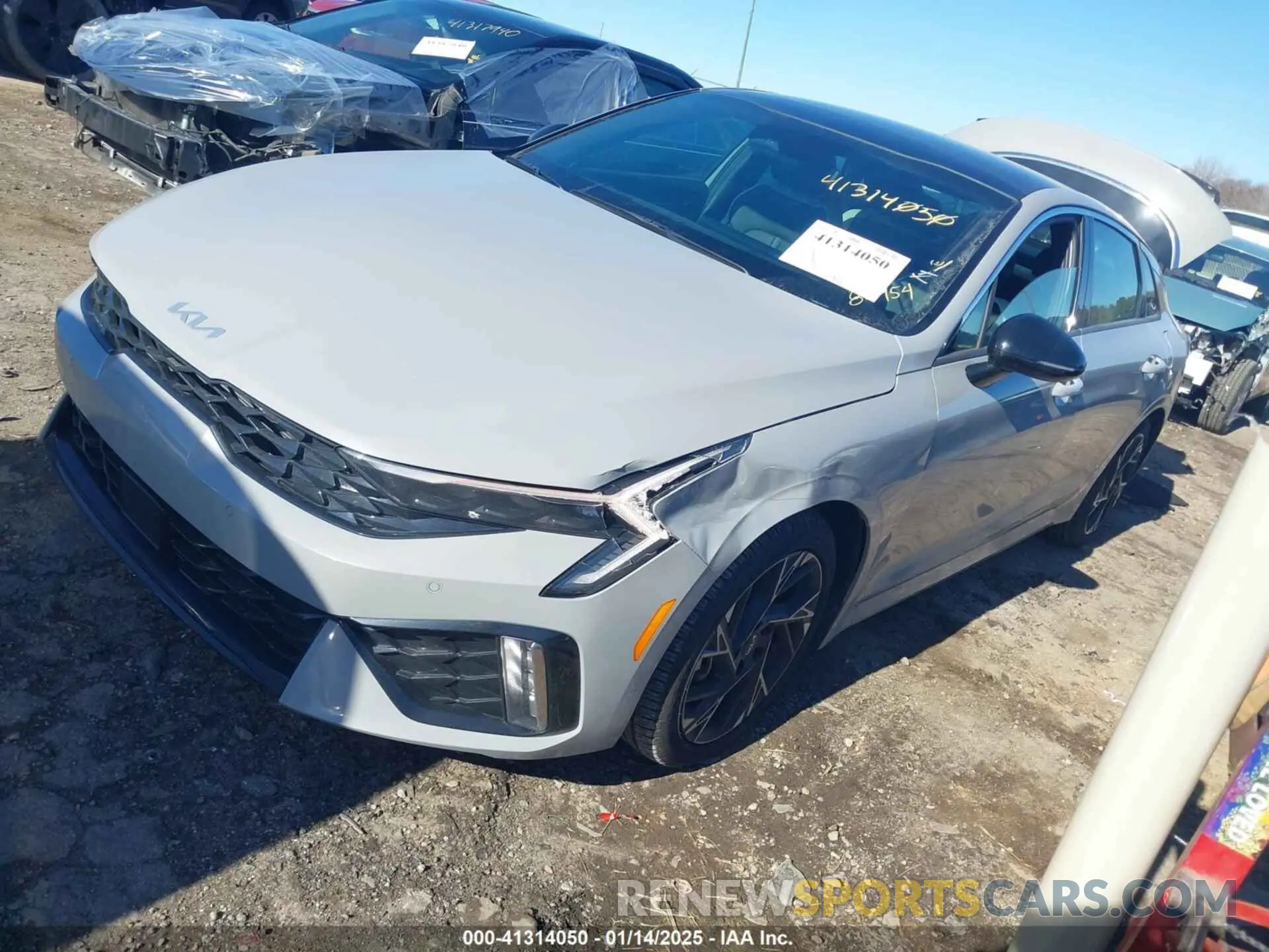 2 fotografías del automóvil dañado KNAG64J78S5285954 KIA K5 2025