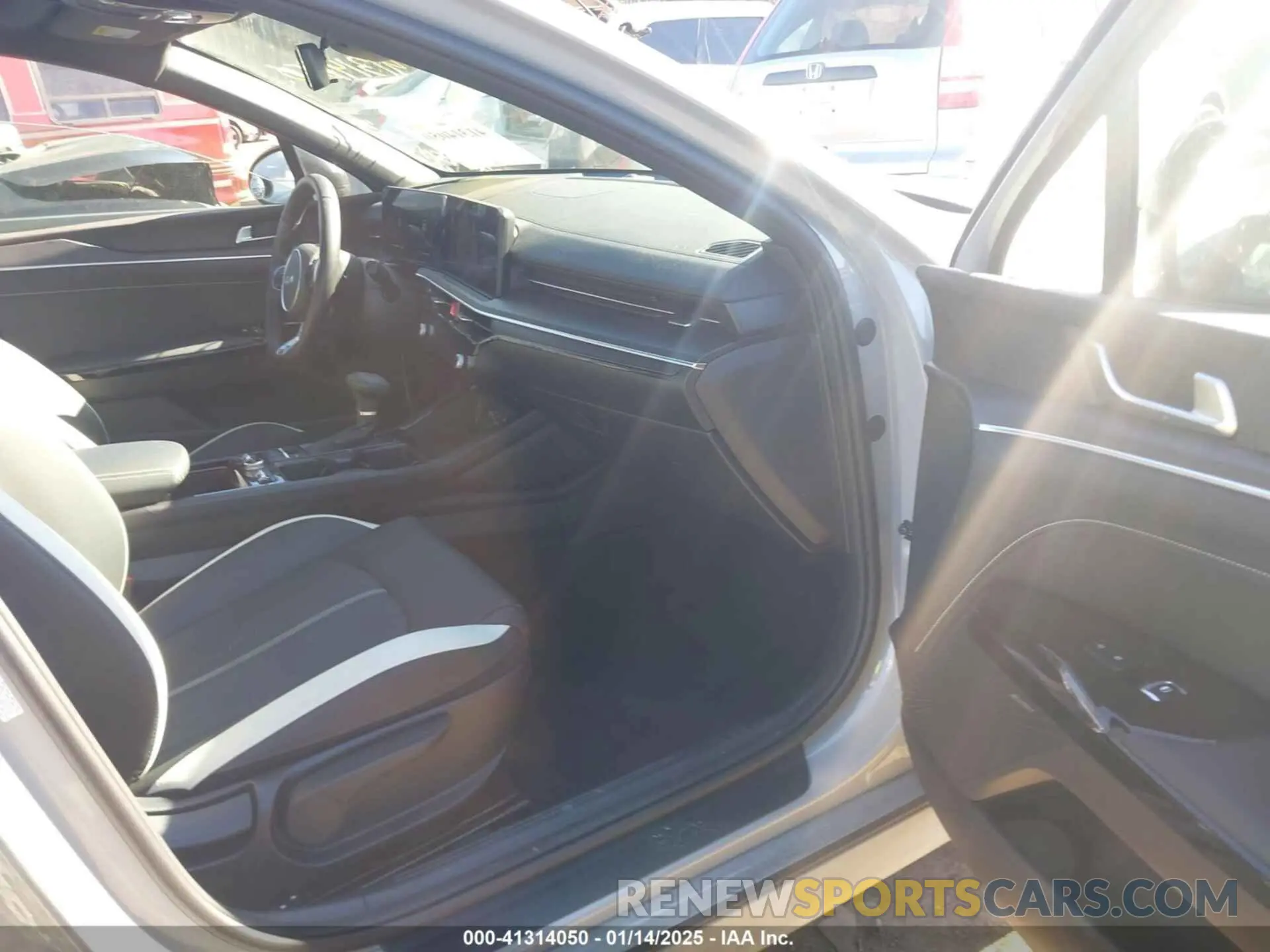 5 fotografías del automóvil dañado KNAG64J78S5285954 KIA K5 2025