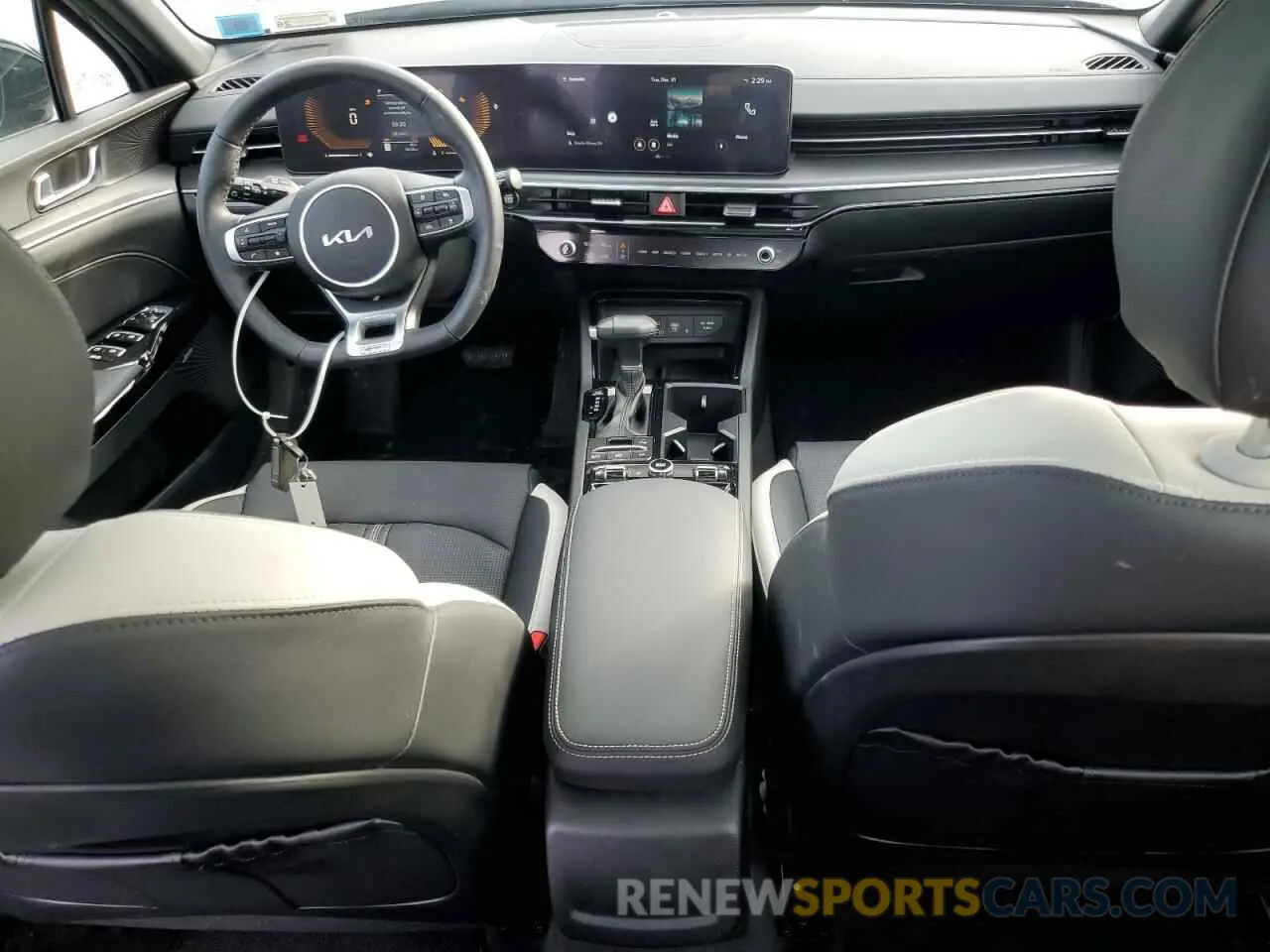 8 fotografías del automóvil dañado KNAG64J78S5297408 KIA K5 2025