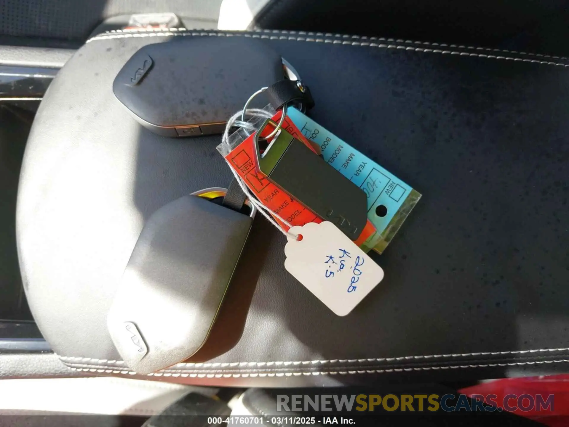 11 fotografías del automóvil dañado KNAG64J78S5311081 KIA K5 2025