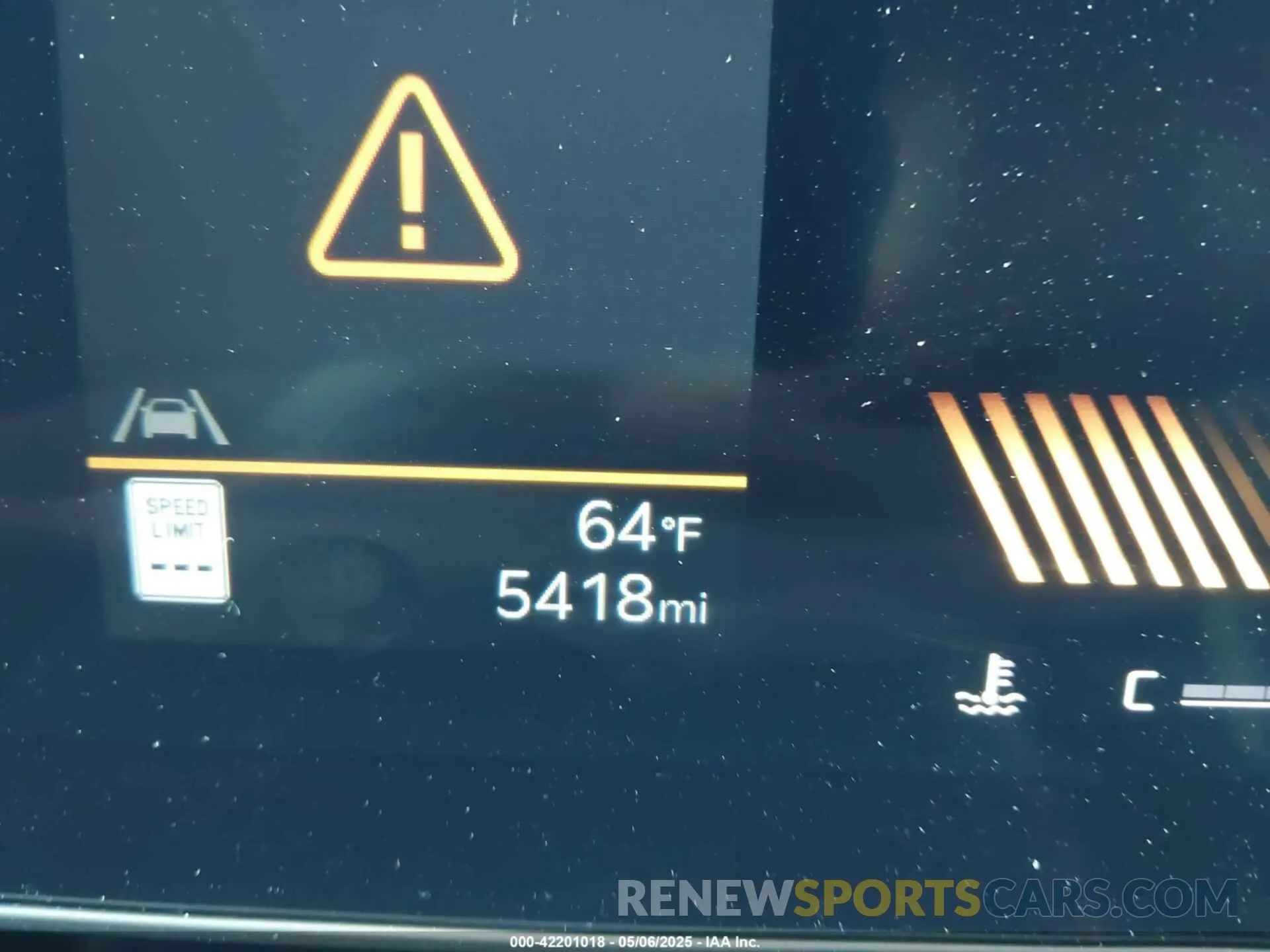15 fotografías del automóvil dañado KNAG64J78S5325689 KIA K5 2025