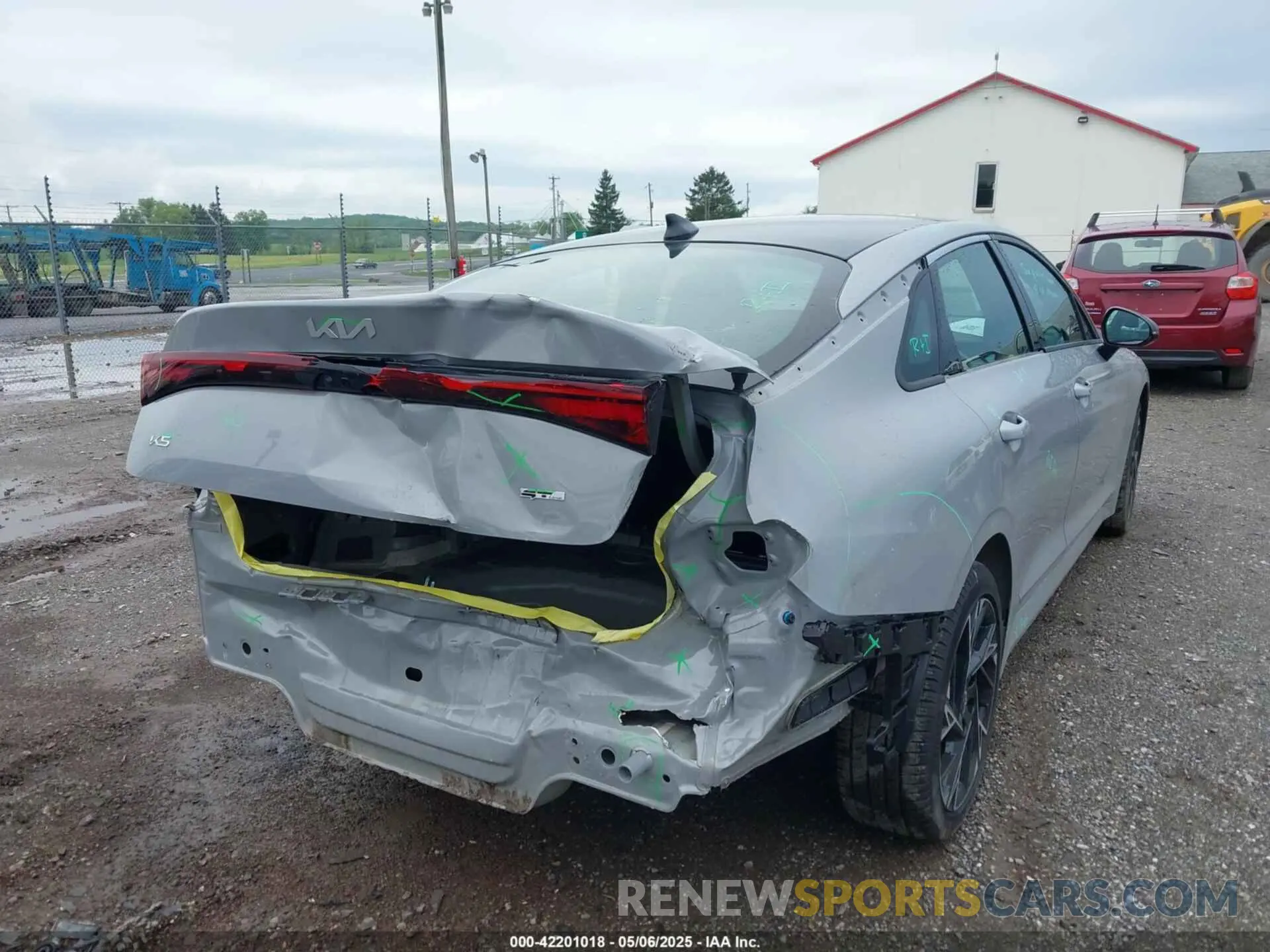 6 fotografías del automóvil dañado KNAG64J78S5325689 KIA K5 2025
