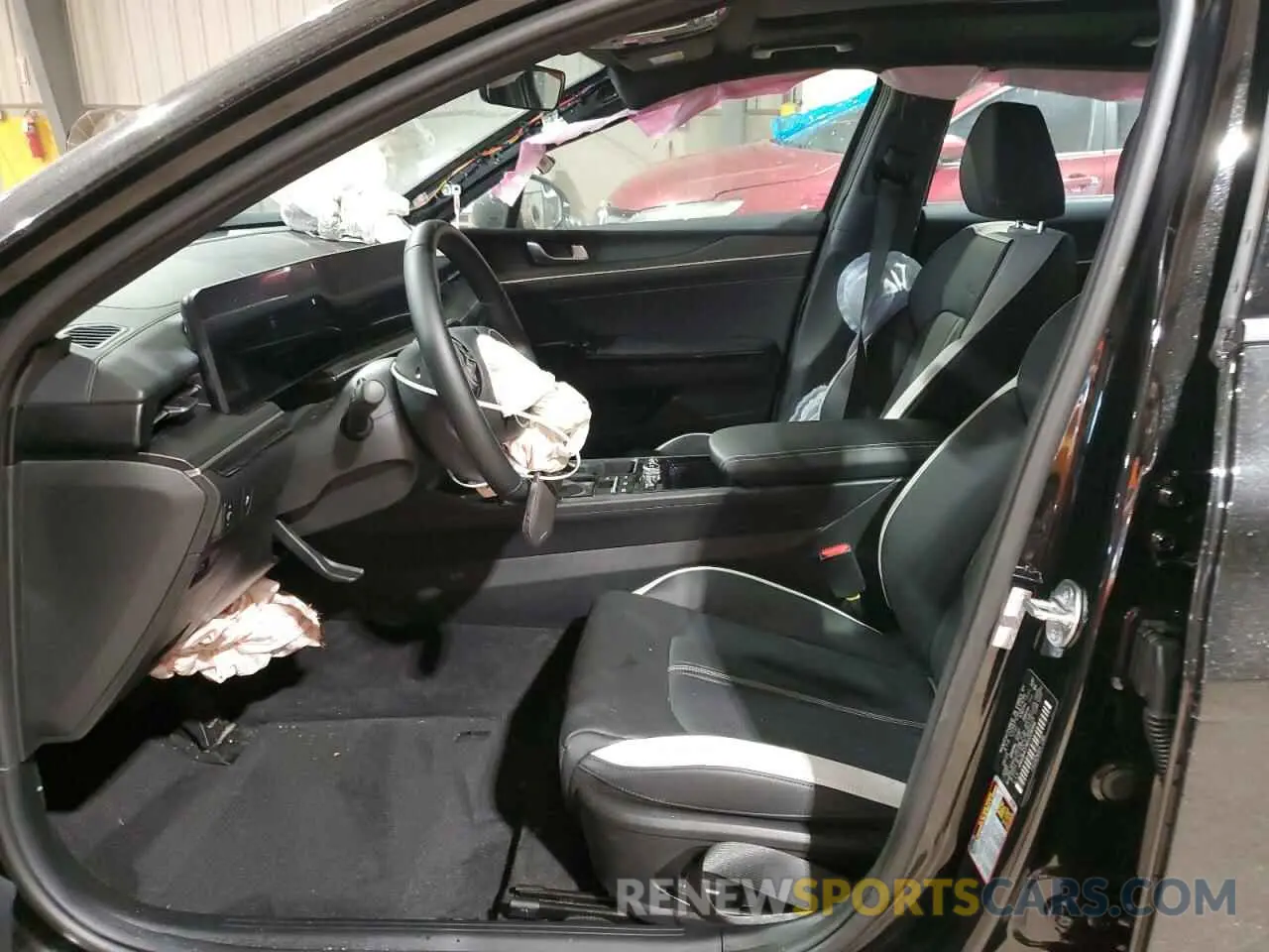 7 fotografías del automóvil dañado KNAG64J78S5328088 KIA K5 2025