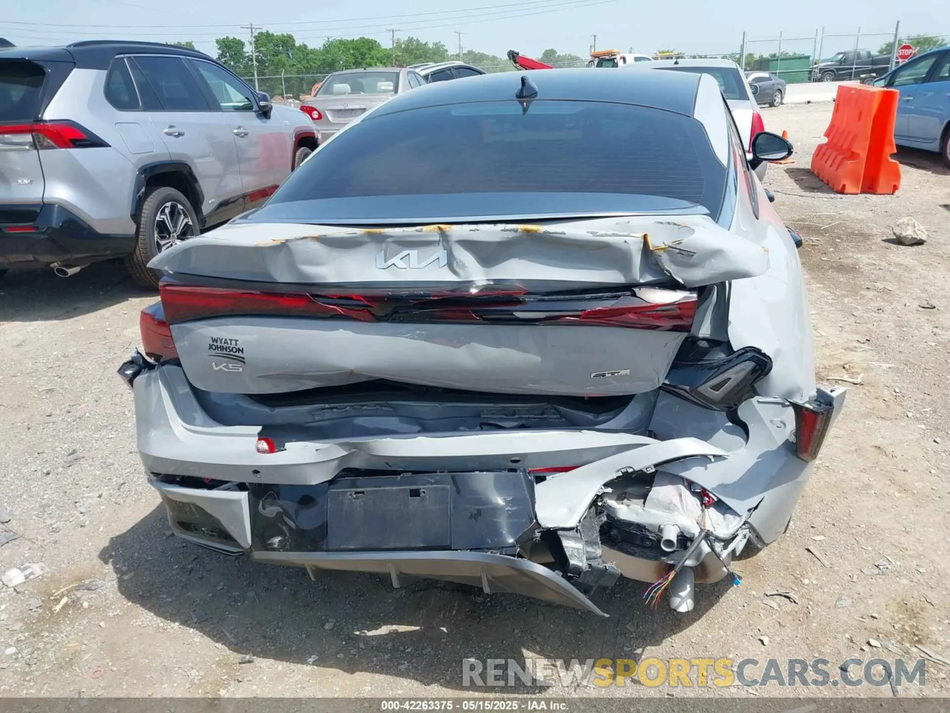 16 fotografías del automóvil dañado KNAG64J78S5330696 KIA K5 2025