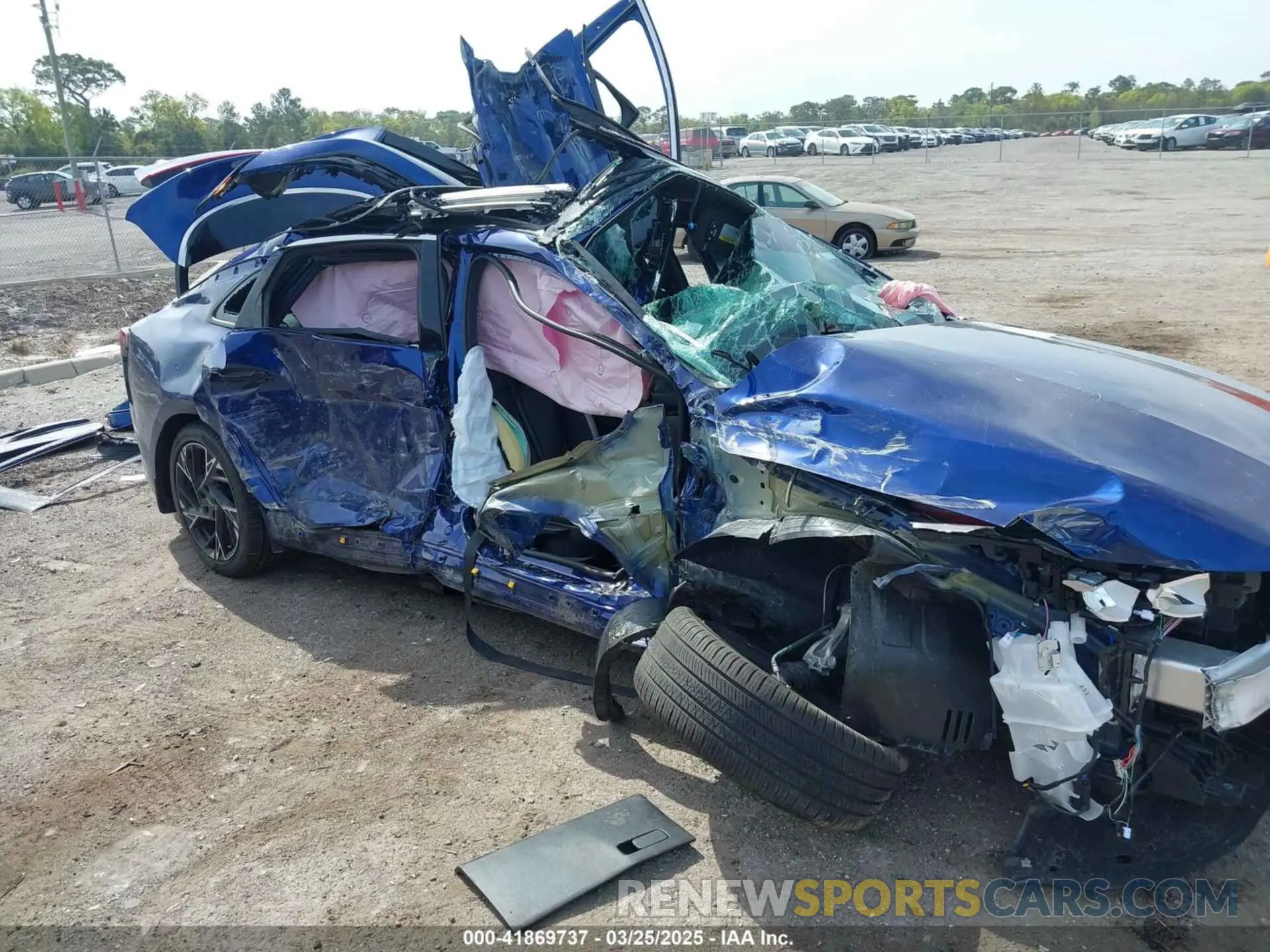 6 fotografías del automóvil dañado KNAG64J79S5269682 KIA K5 2025