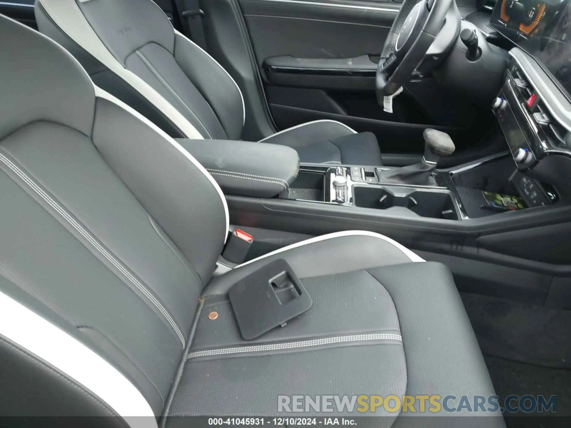 5 fotografías del automóvil dañado KNAG64J79S5269990 KIA K5 2025