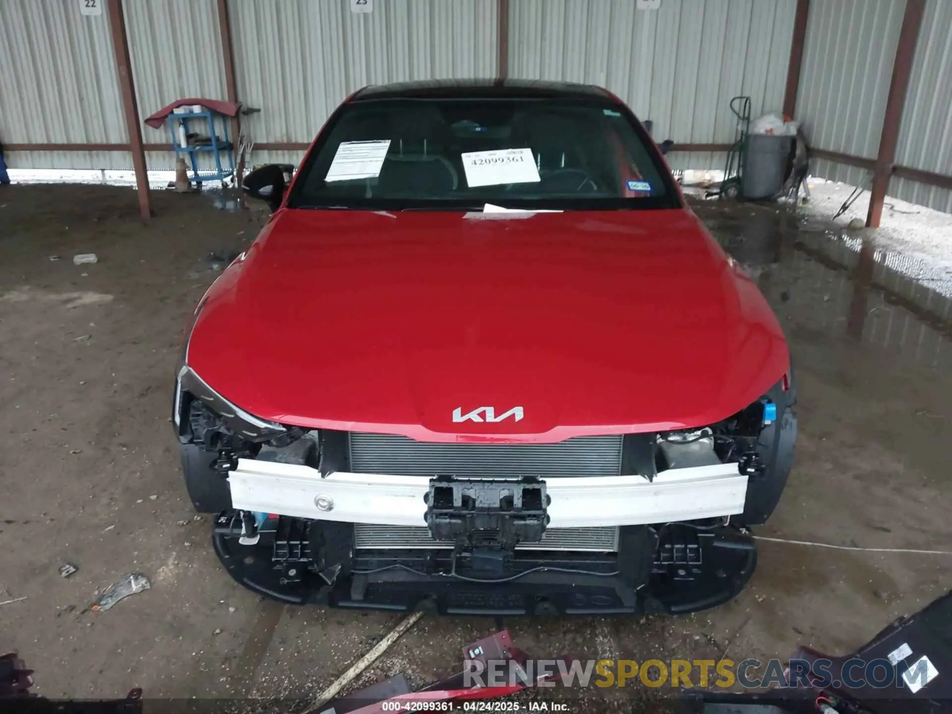 13 fotografías del automóvil dañado KNAG64J79S5271500 KIA K5 2025