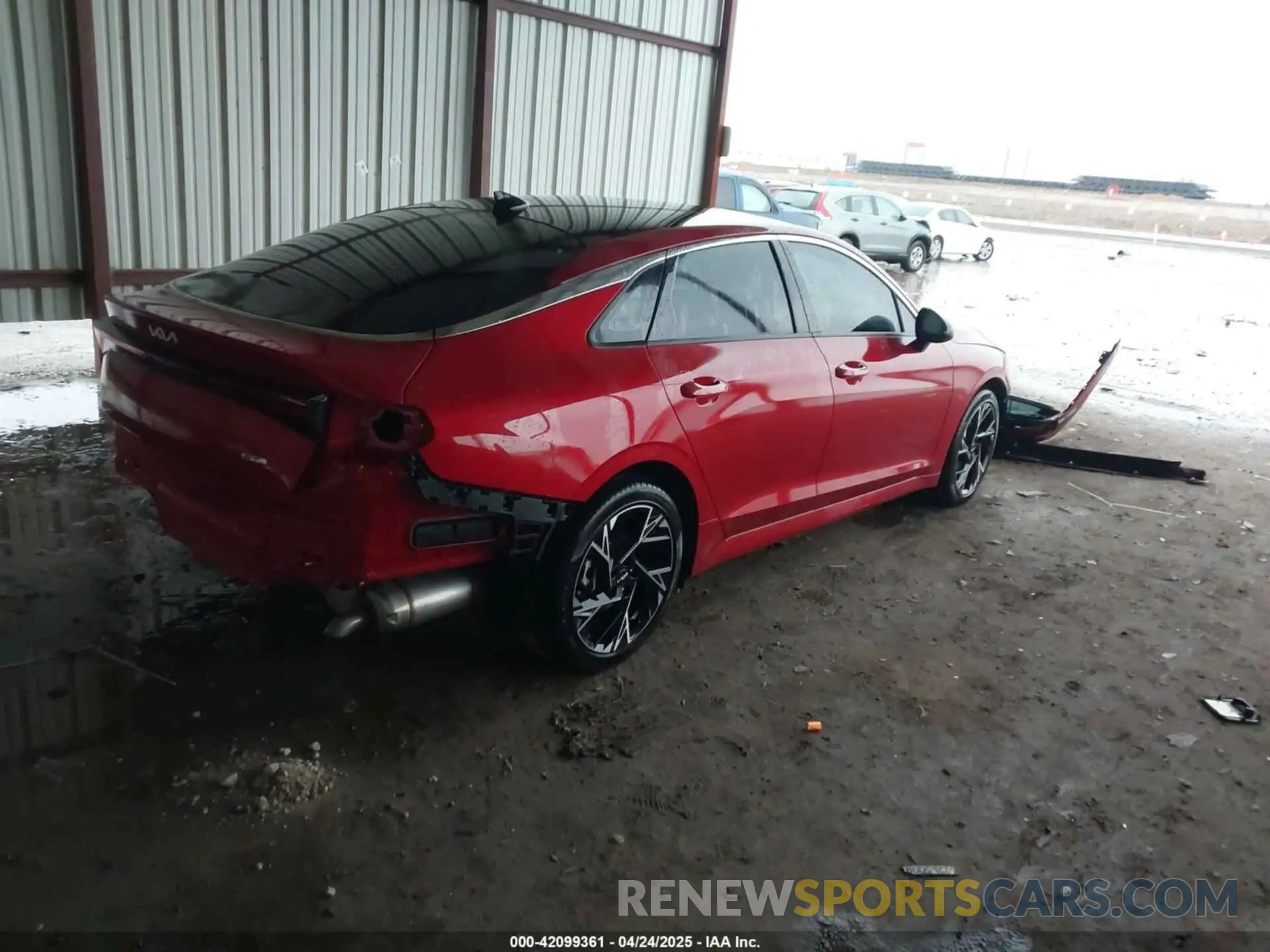 4 fotografías del automóvil dañado KNAG64J79S5271500 KIA K5 2025
