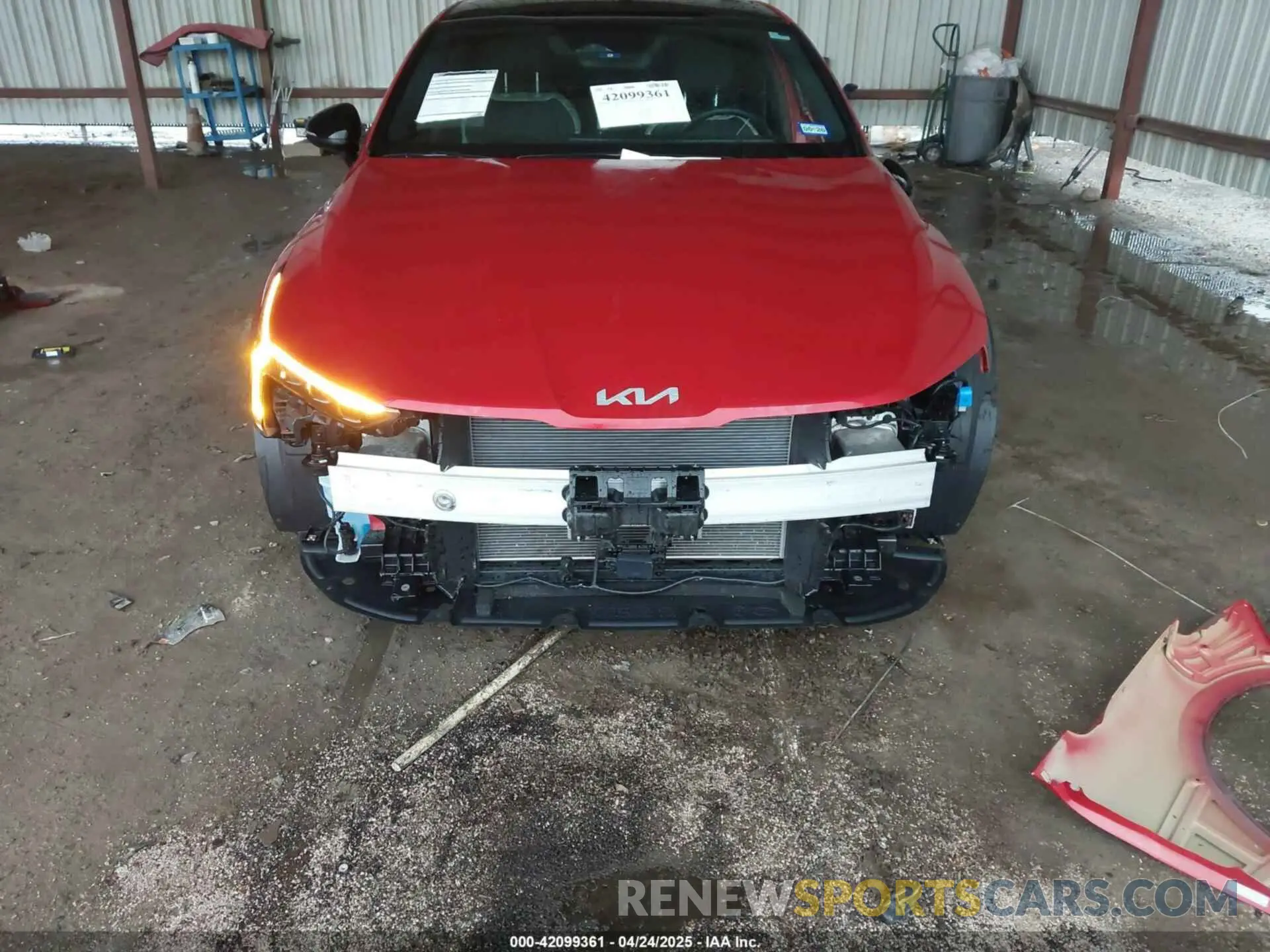 6 fotografías del automóvil dañado KNAG64J79S5271500 KIA K5 2025