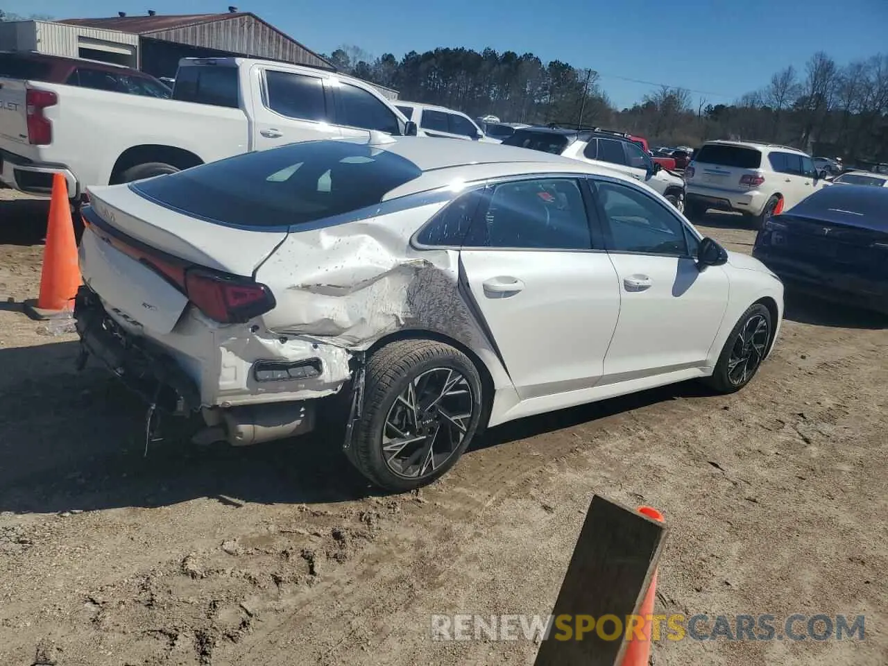 3 fotografías del automóvil dañado KNAG64J79S5280505 KIA K5 2025