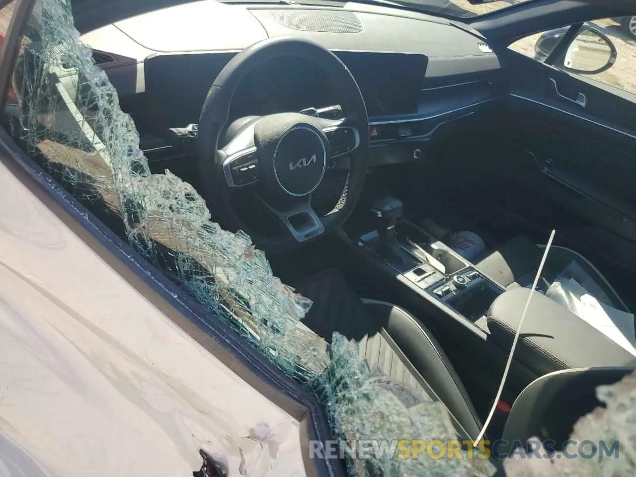 8 fotografías del automóvil dañado KNAG64J79S5280505 KIA K5 2025