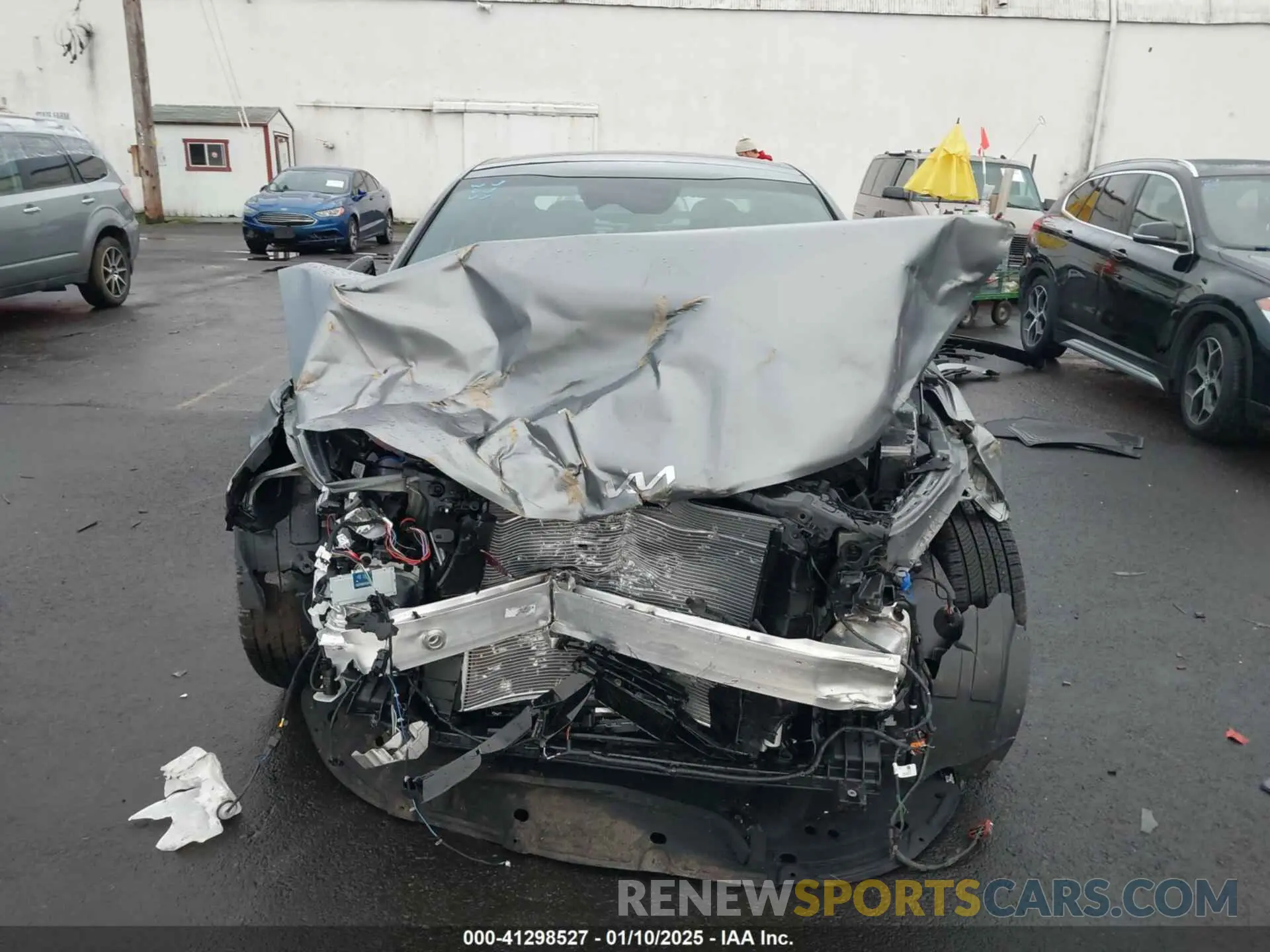 13 fotografías del automóvil dañado KNAG64J79S5337107 KIA K5 2025