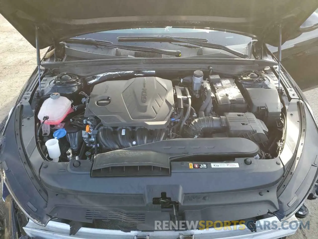 11 fotografías del automóvil dañado KNAG64J7XS5271814 KIA K5 2025