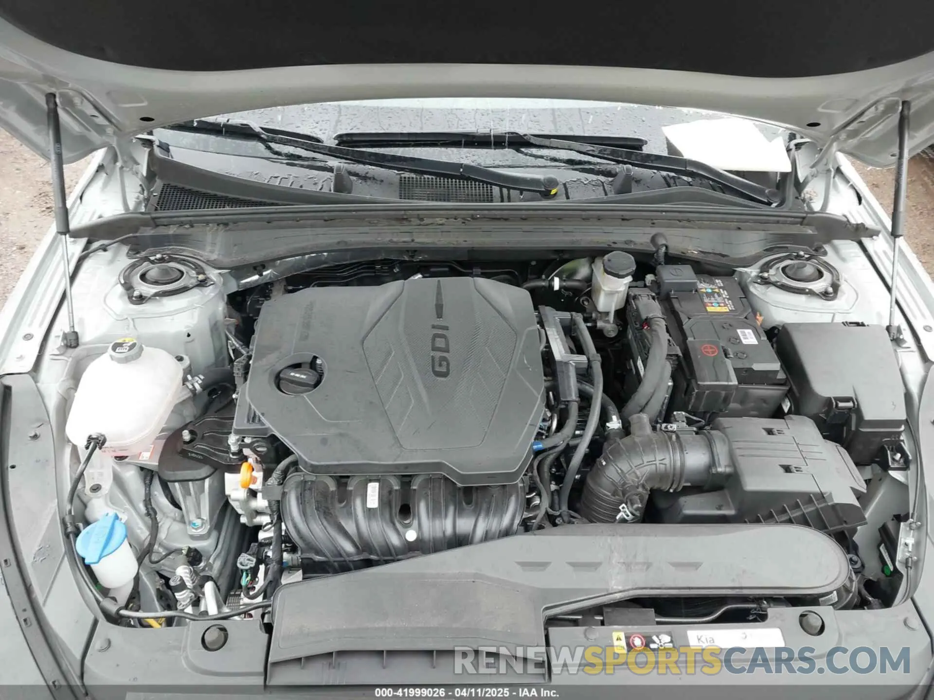 10 fotografías del automóvil dañado KNAG64J7XS5292355 KIA K5 2025