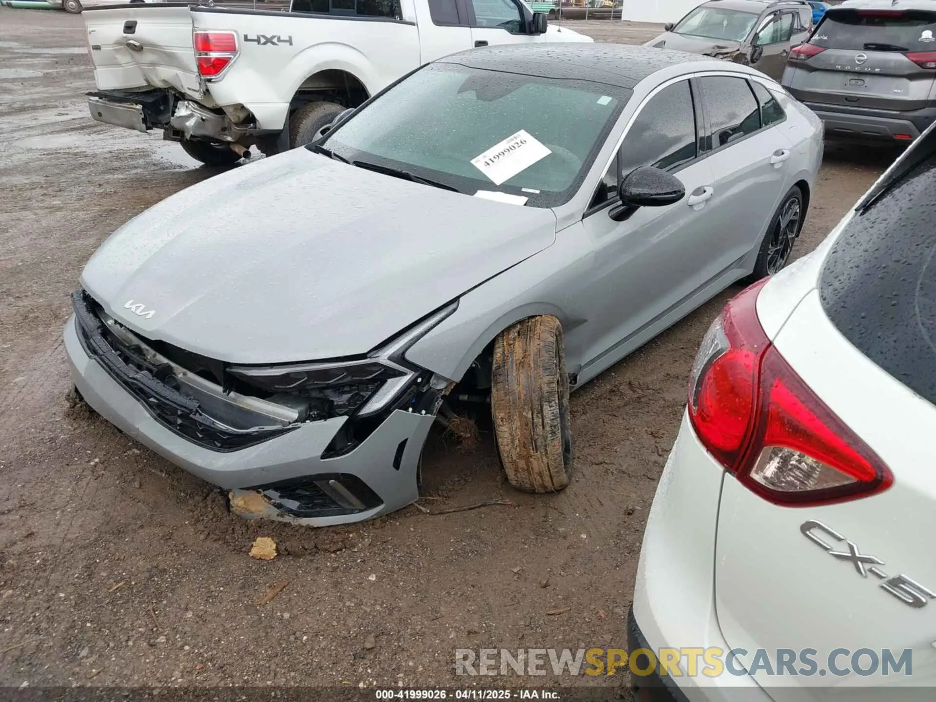 2 fotografías del automóvil dañado KNAG64J7XS5292355 KIA K5 2025