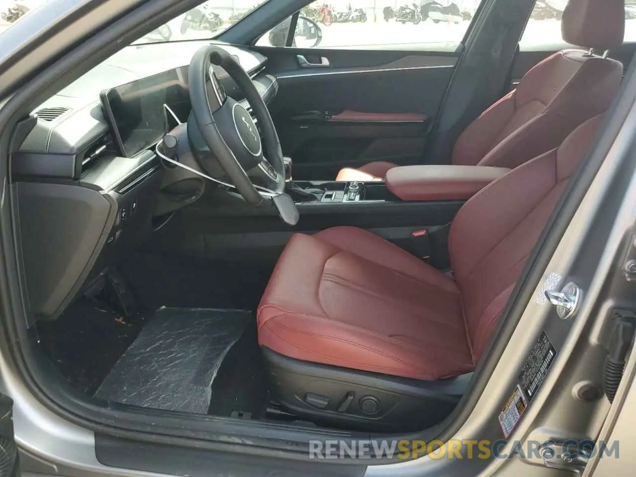 7 fotografías del automóvil dañado KNAG64J7XS5294218 KIA K5 2025
