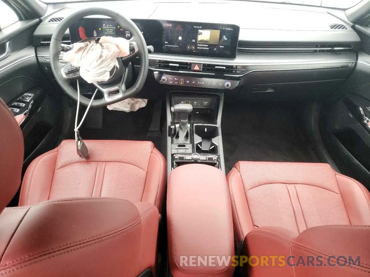 8 fotografías del automóvil dañado KNAG64J7XS5299144 KIA K5 2025