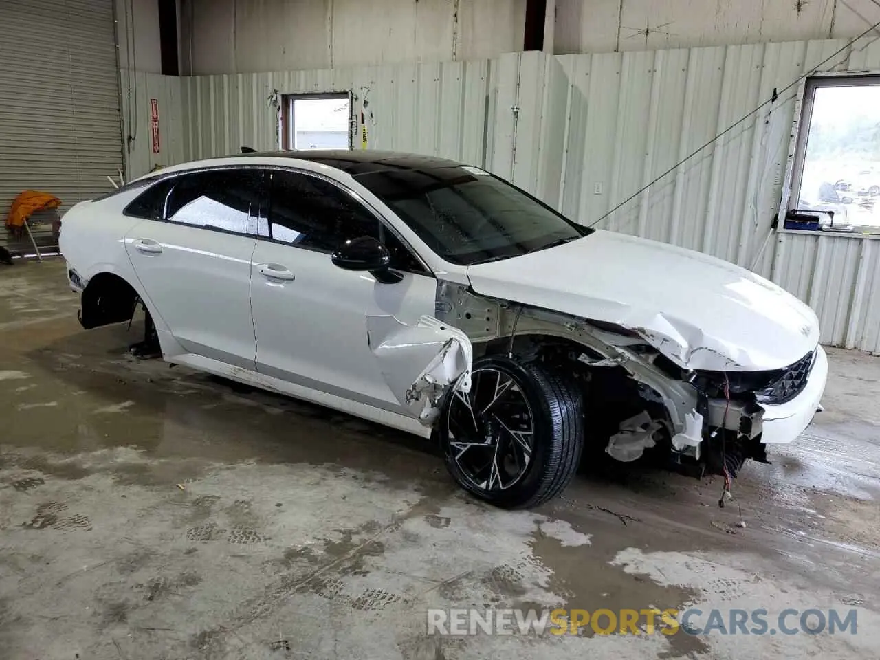 4 fotografías del automóvil dañado KNAG64J7XS5336287 KIA K5 2025