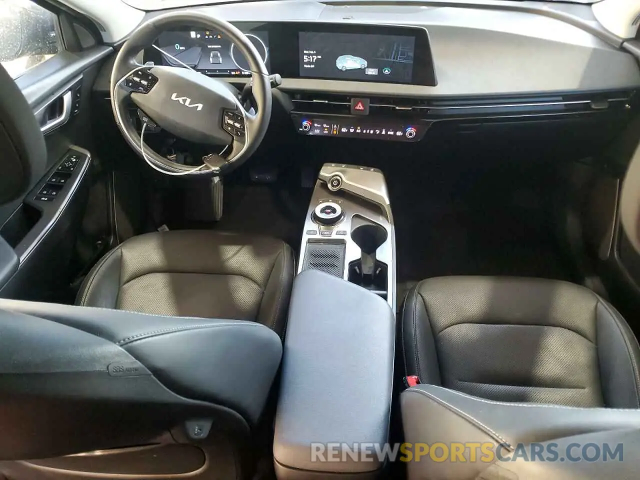 8 fotografías del automóvil dañado KNDC34LA1P5129815 KIA K5 2025