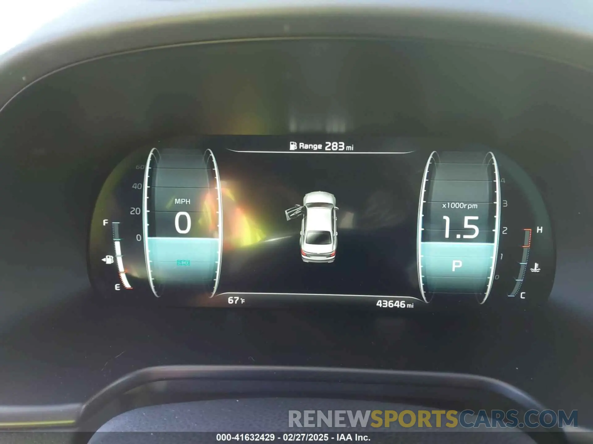 7 fotografías del automóvil dañado KNAS34J60K6010910 KIA K900 2019