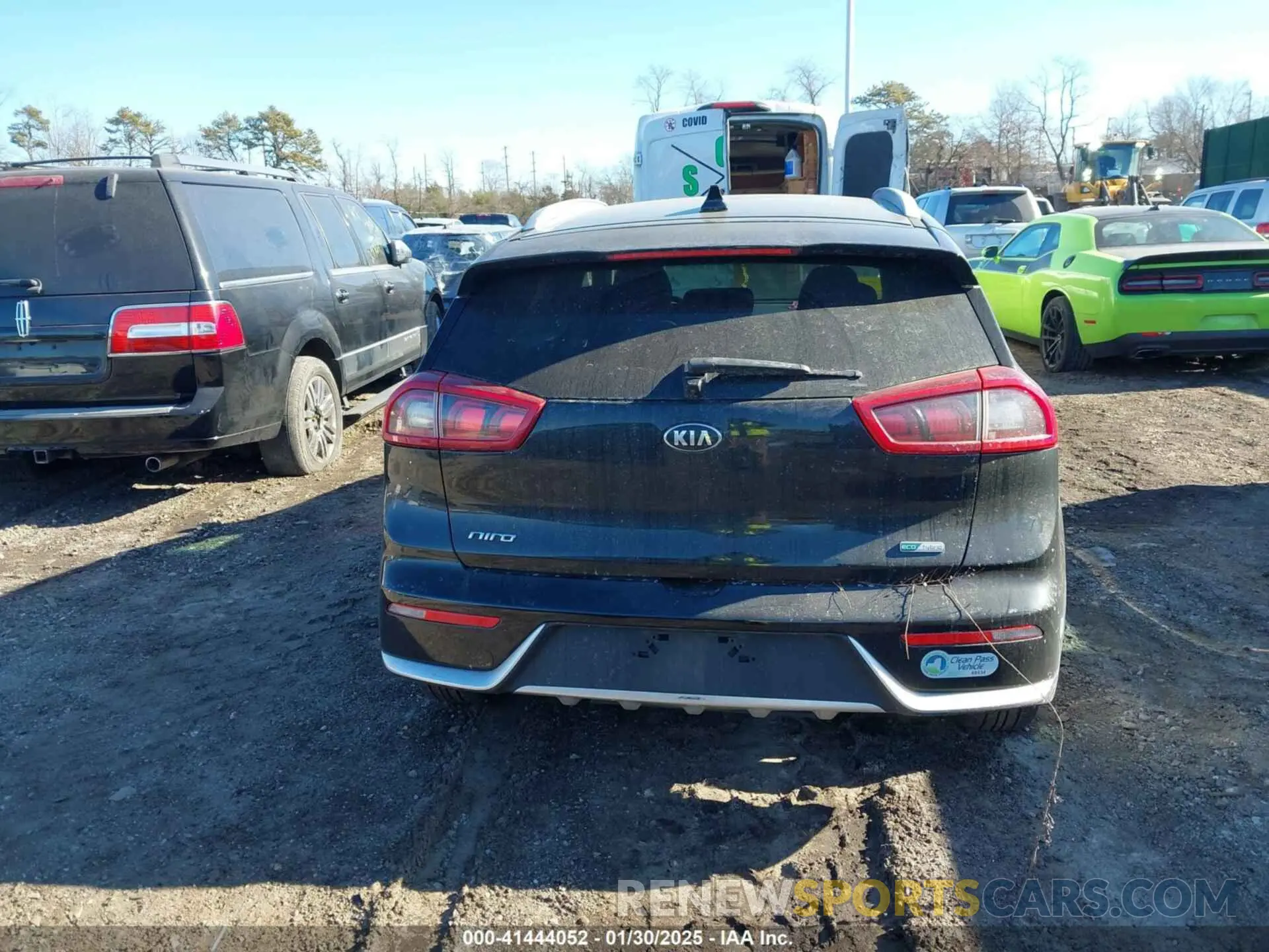 16 fotografías del automóvil dañado KNDCB3LC0K5264081 KIA NIRO 2019