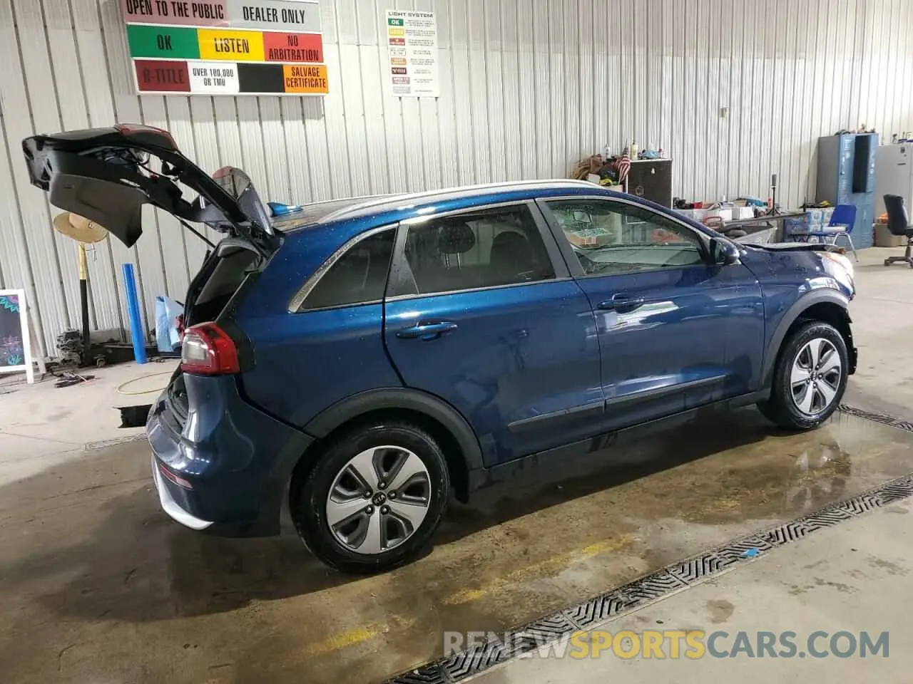 3 fotografías del automóvil dañado KNDCB3LC0K5265862 KIA NIRO 2019
