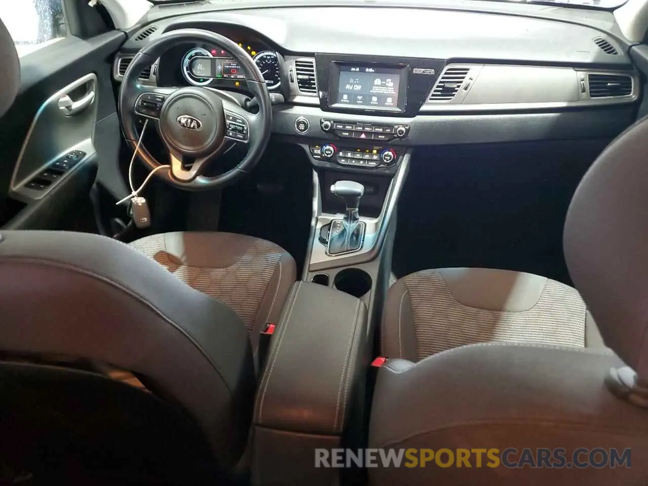 8 fotografías del automóvil dañado KNDCB3LC0K5265862 KIA NIRO 2019